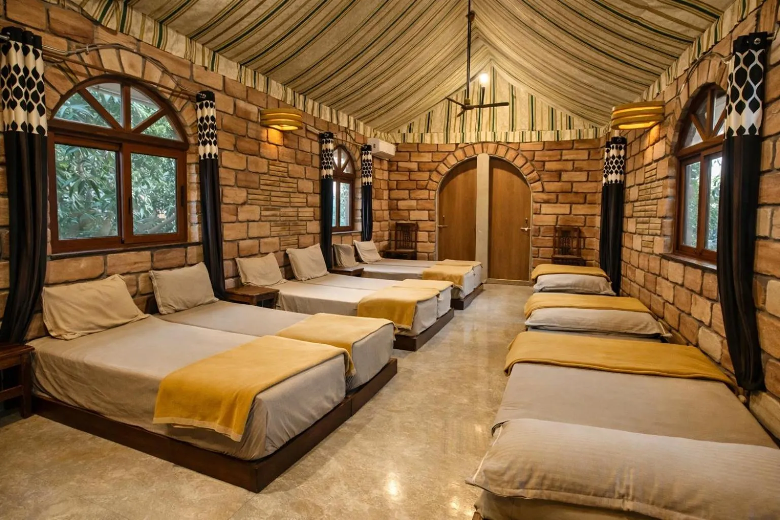 Photo of the whole room, Bed in Amber Resort