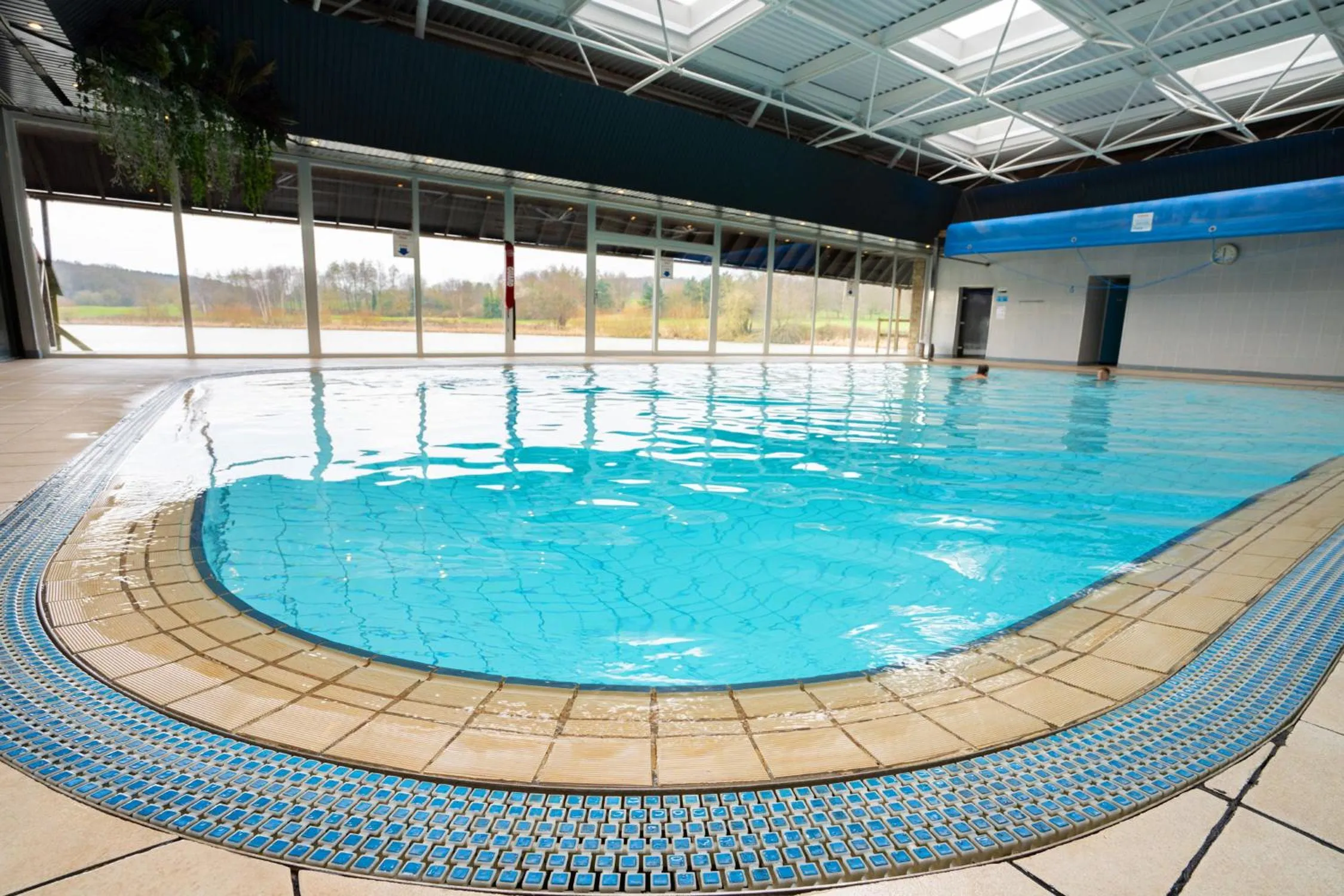 Swimming pool in Waterton Park Hotel