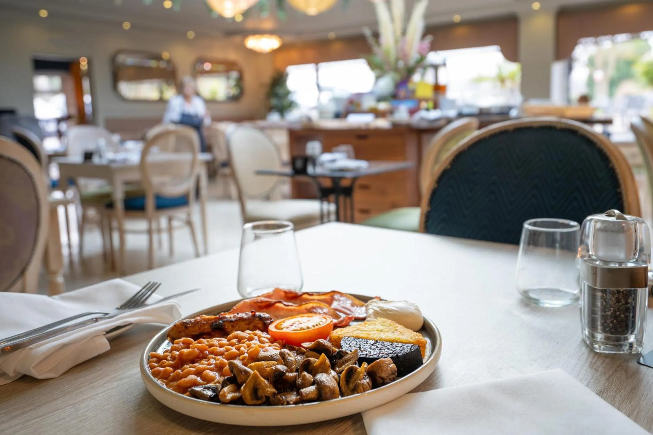 Breakfast in Waterton Park Hotel