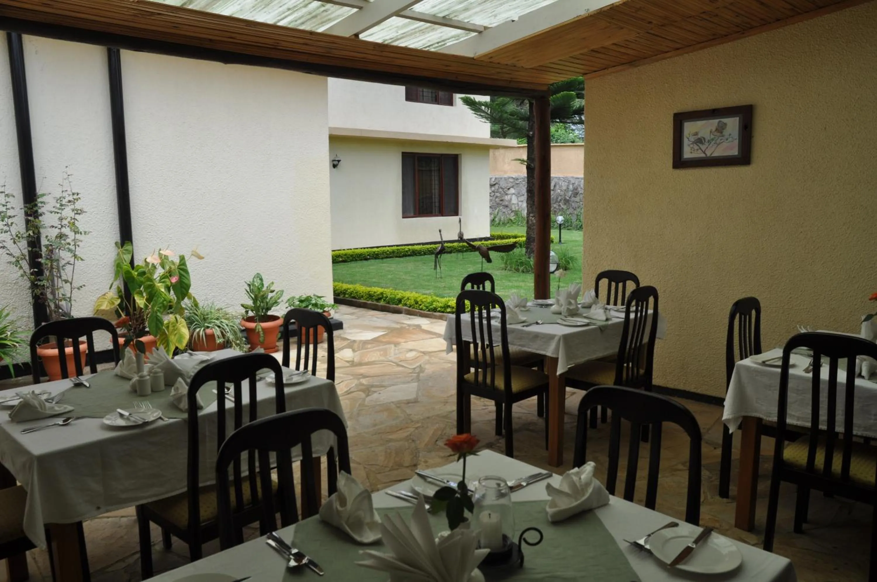 Restaurant/places to eat in The Milimani Lodge