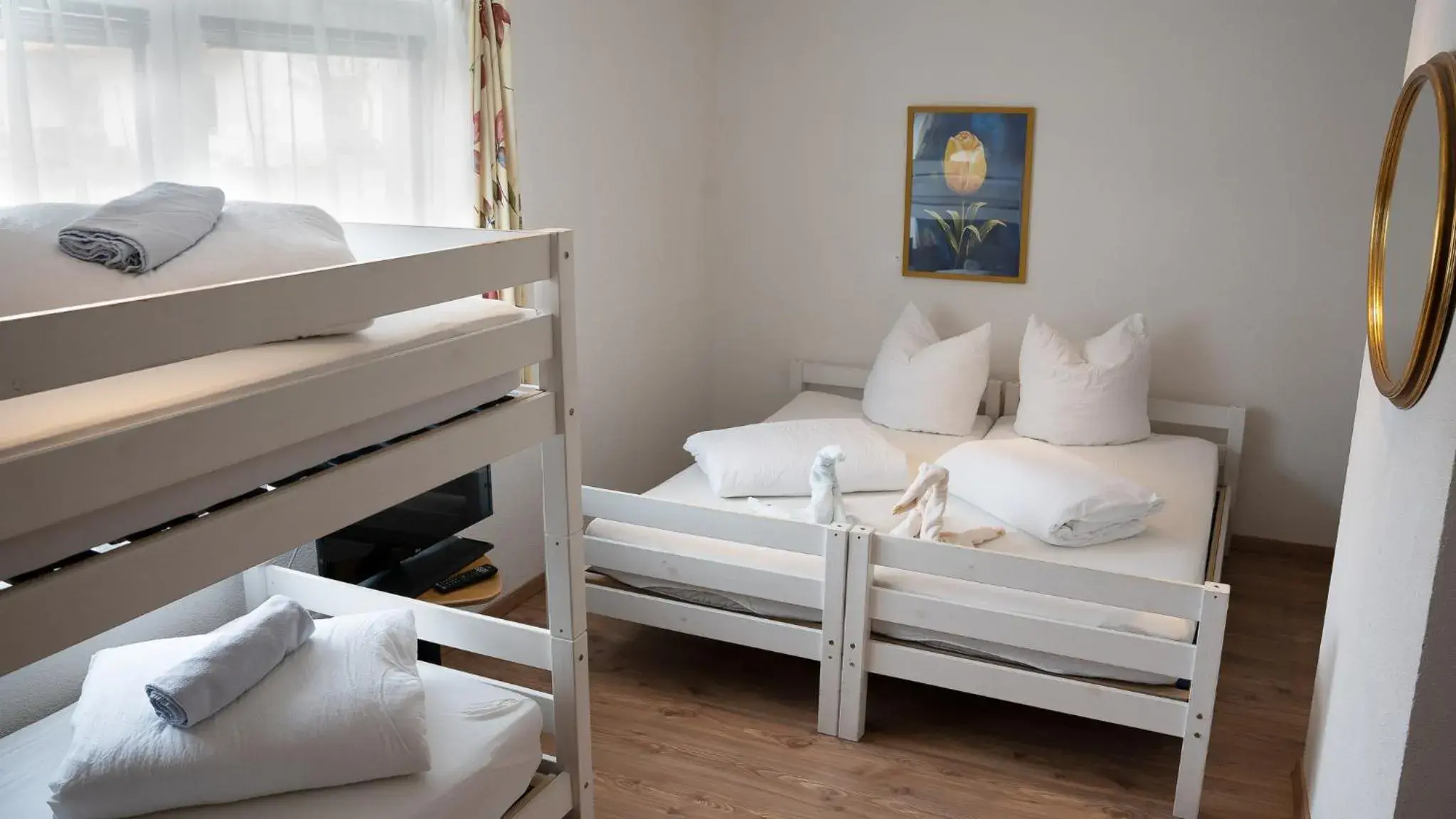 Quadruple Room with Private Bathroom in Ibex Hostel Quadruple Room with Private Bathroom in Ibex Hostel