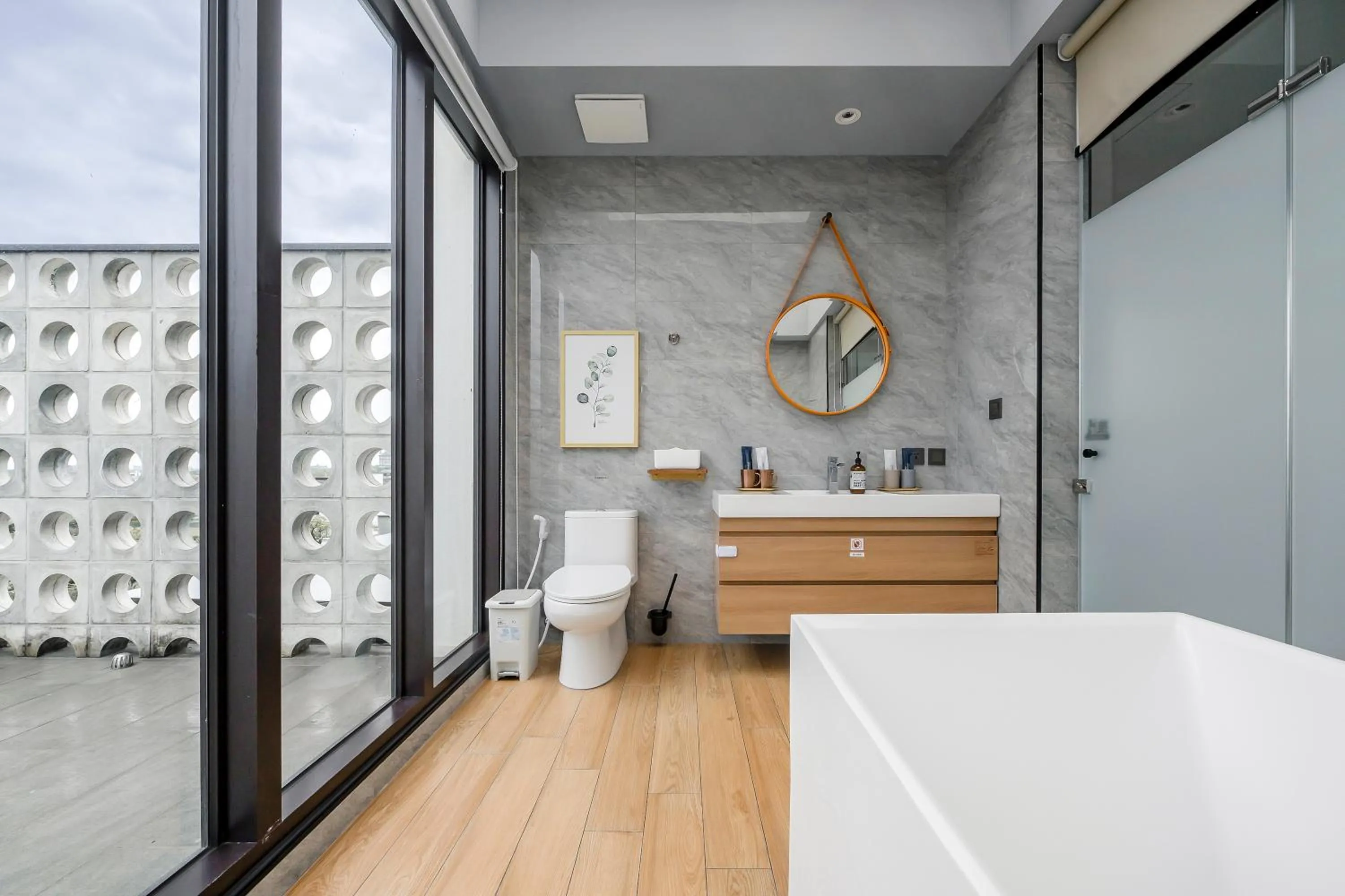 Bathroom in Ning Xia Time