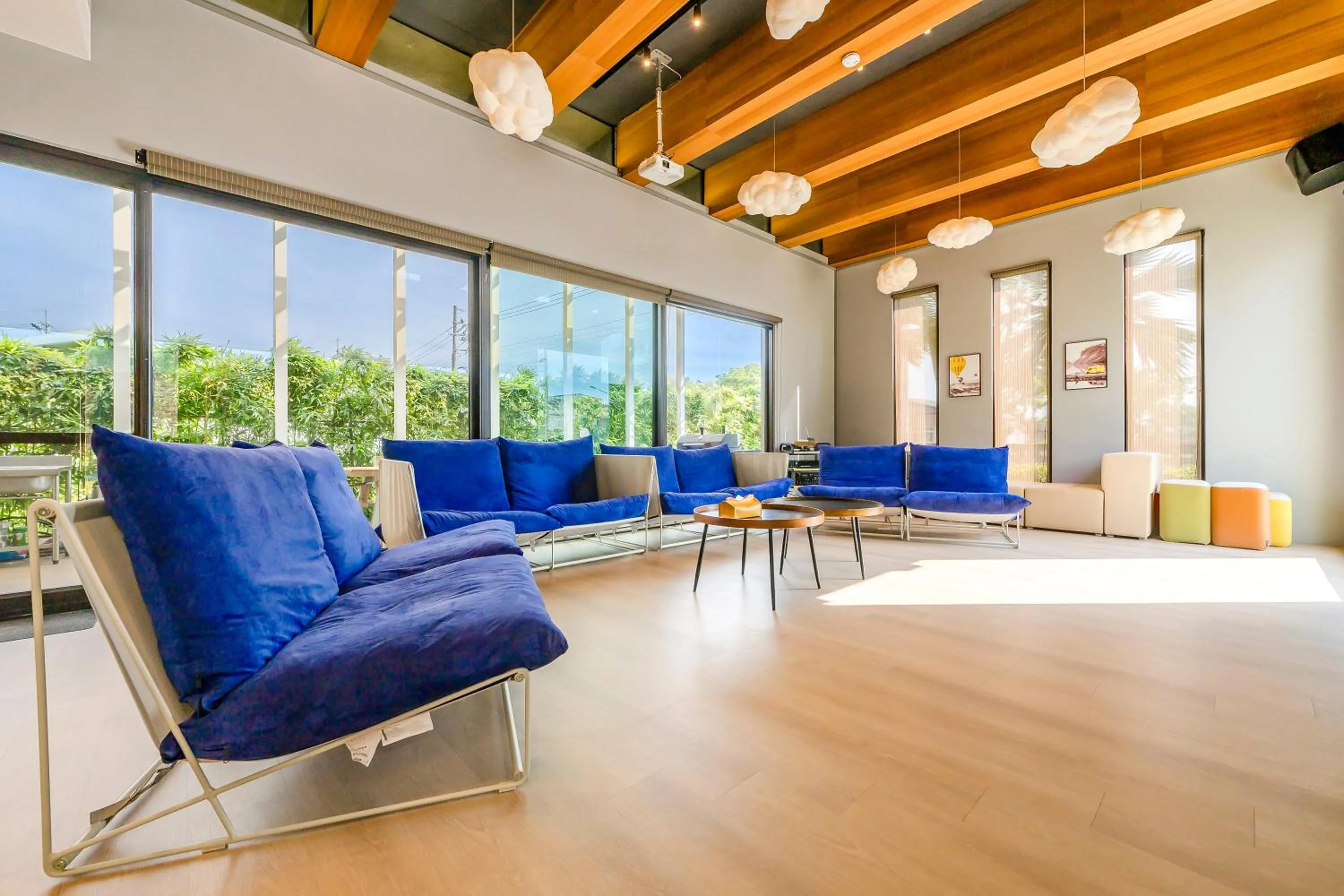 Seating area in Ning Xia Time