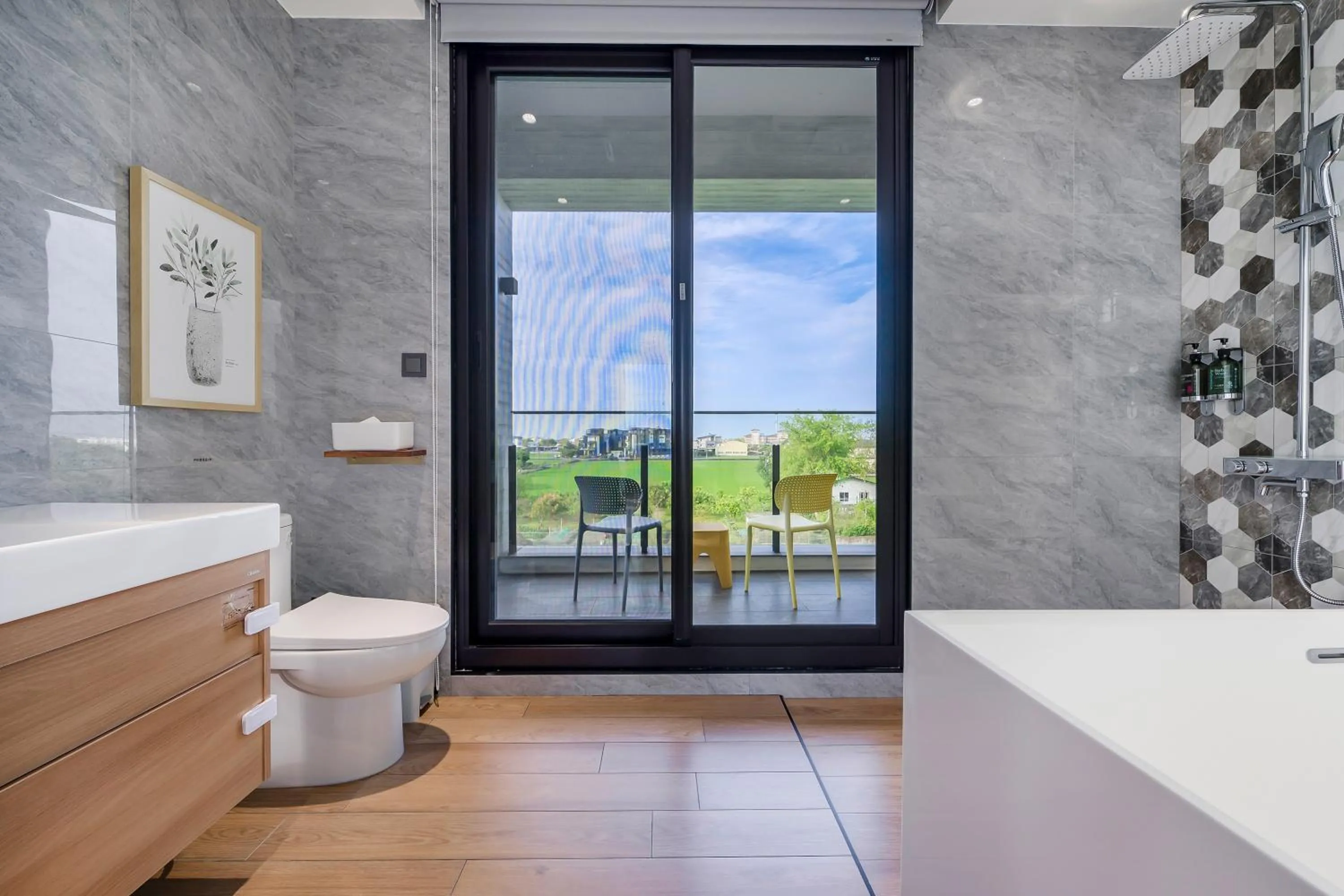 Bathroom in Ning Xia Time