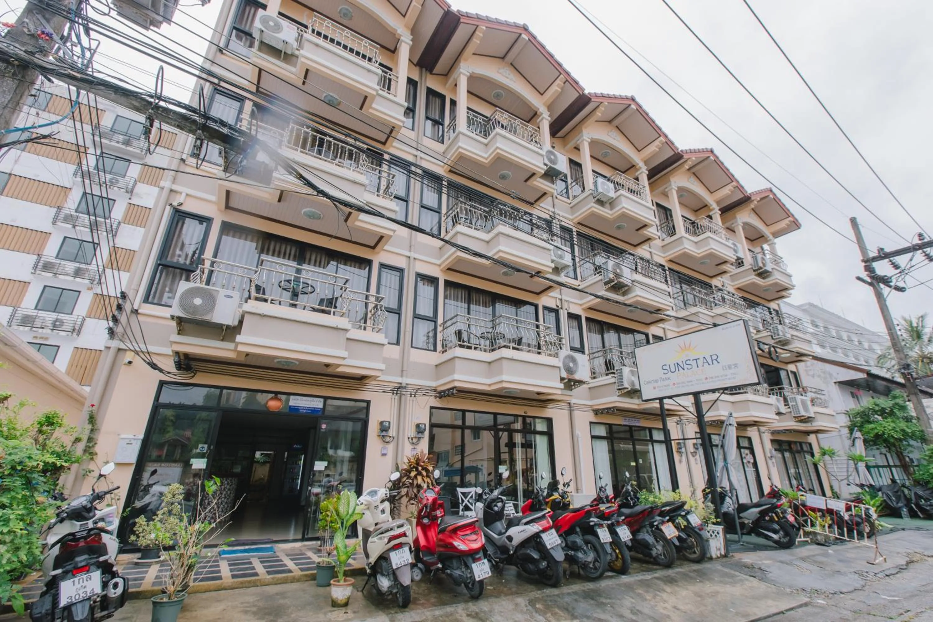 Property building in Sunstar Palace Patong