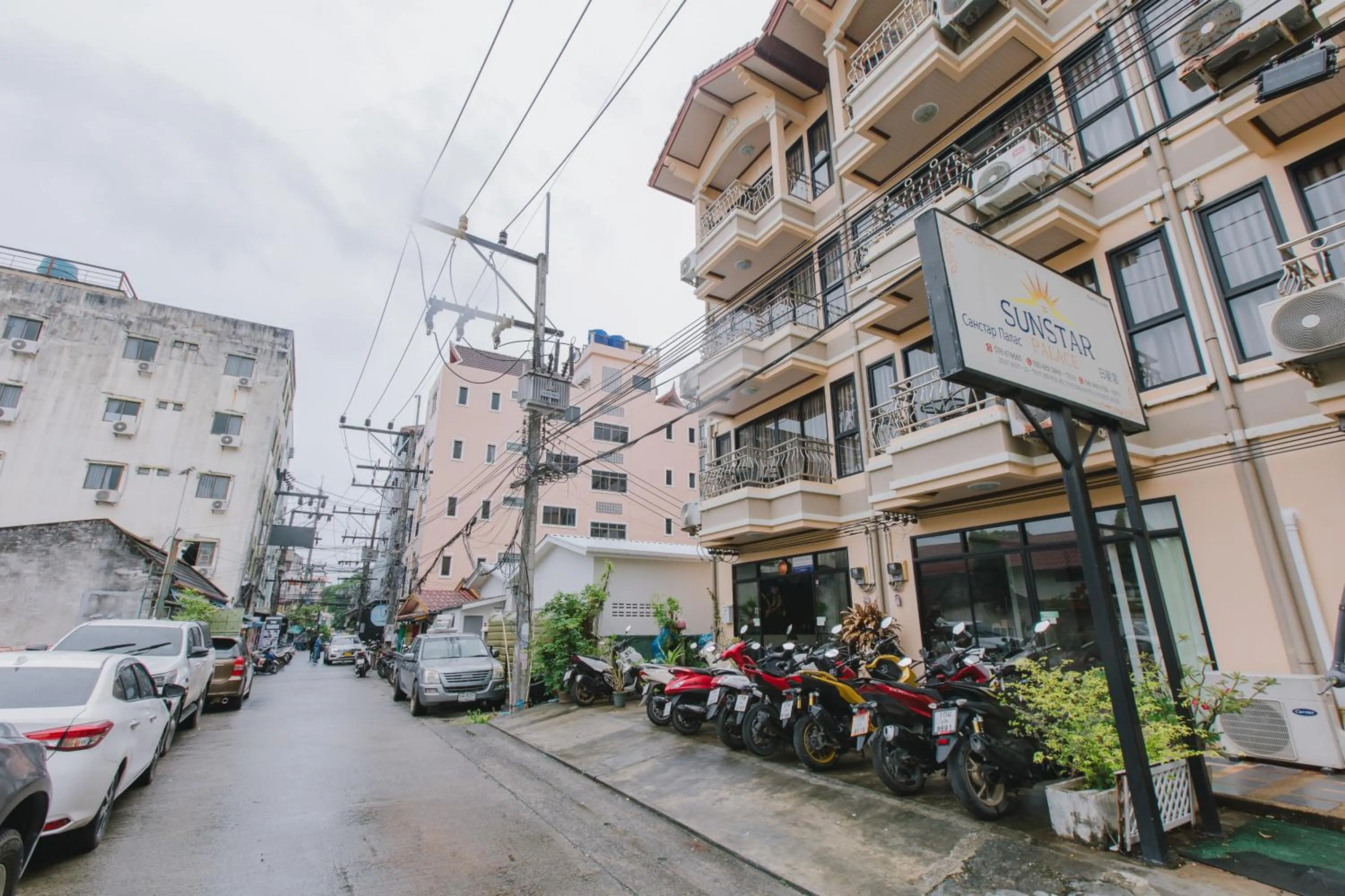 Property building in Sunstar Palace Patong