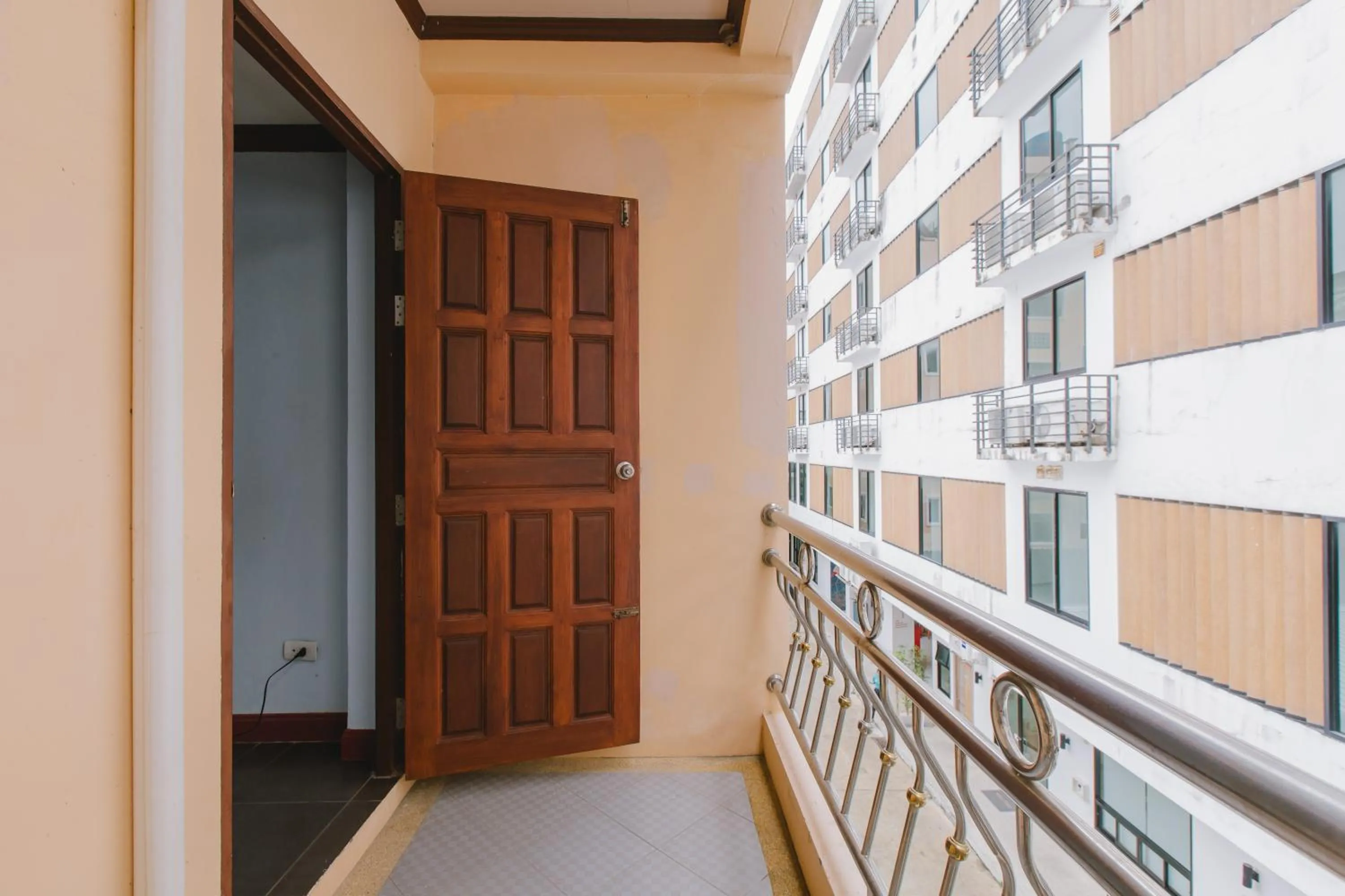 Balcony/Terrace in Sunstar Palace Patong