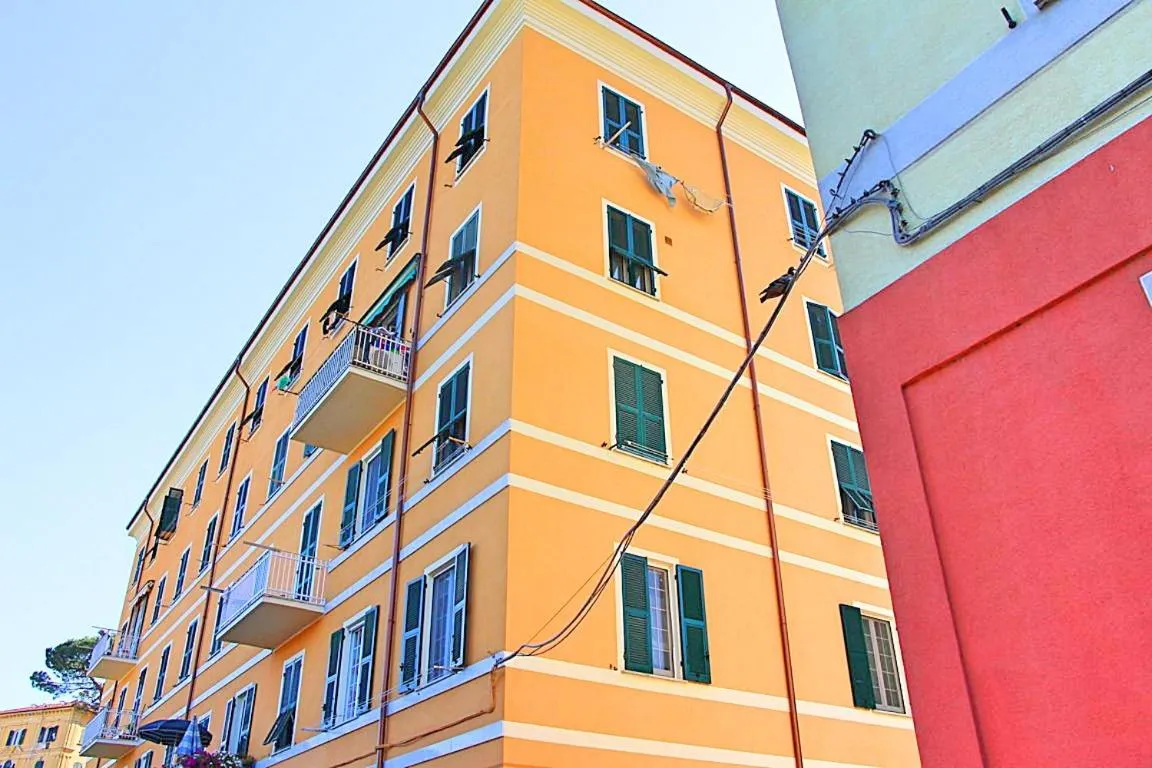 Facade/entrance in The Comfort apartment