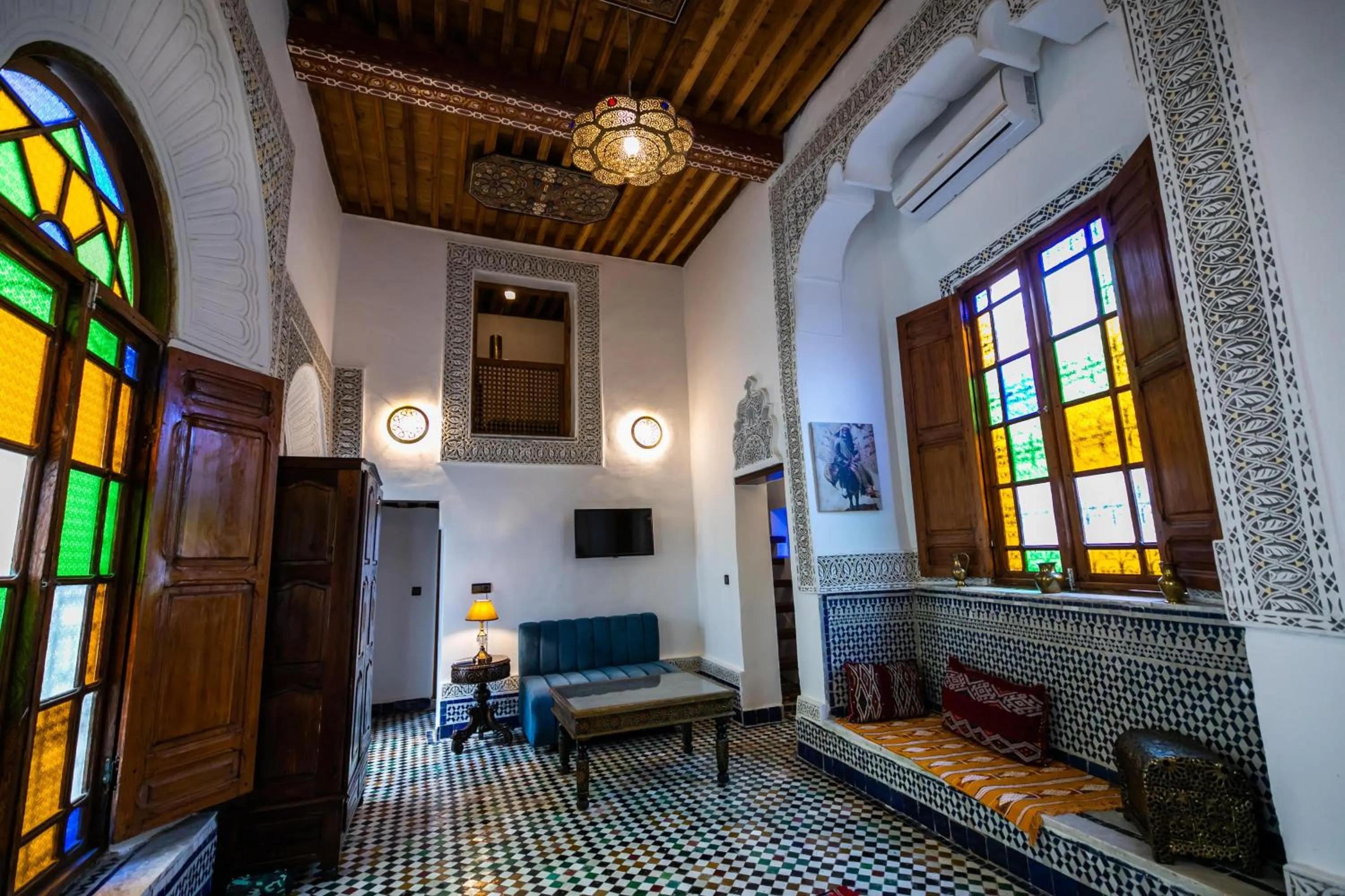 Communal lounge/ TV room in Palais Chahd Luxury