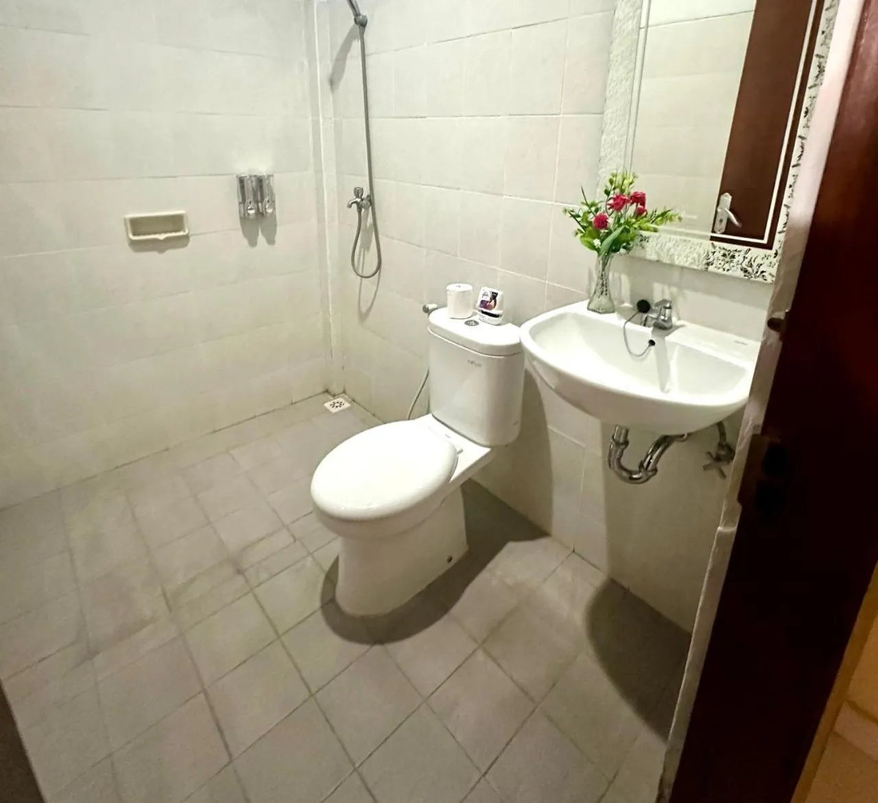 New Mekar Jaya Hotel