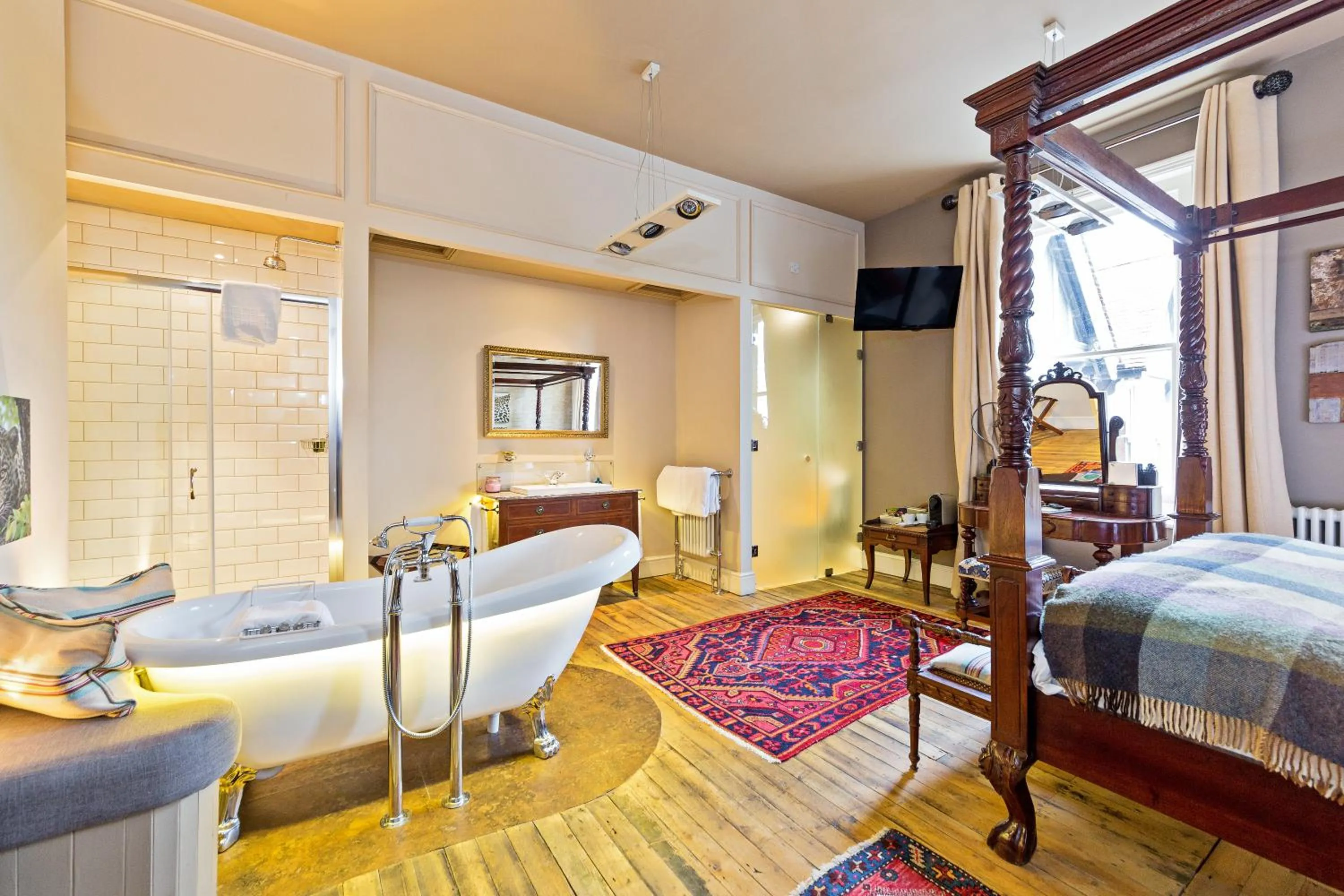 Bathroom, Bed in d'Parys