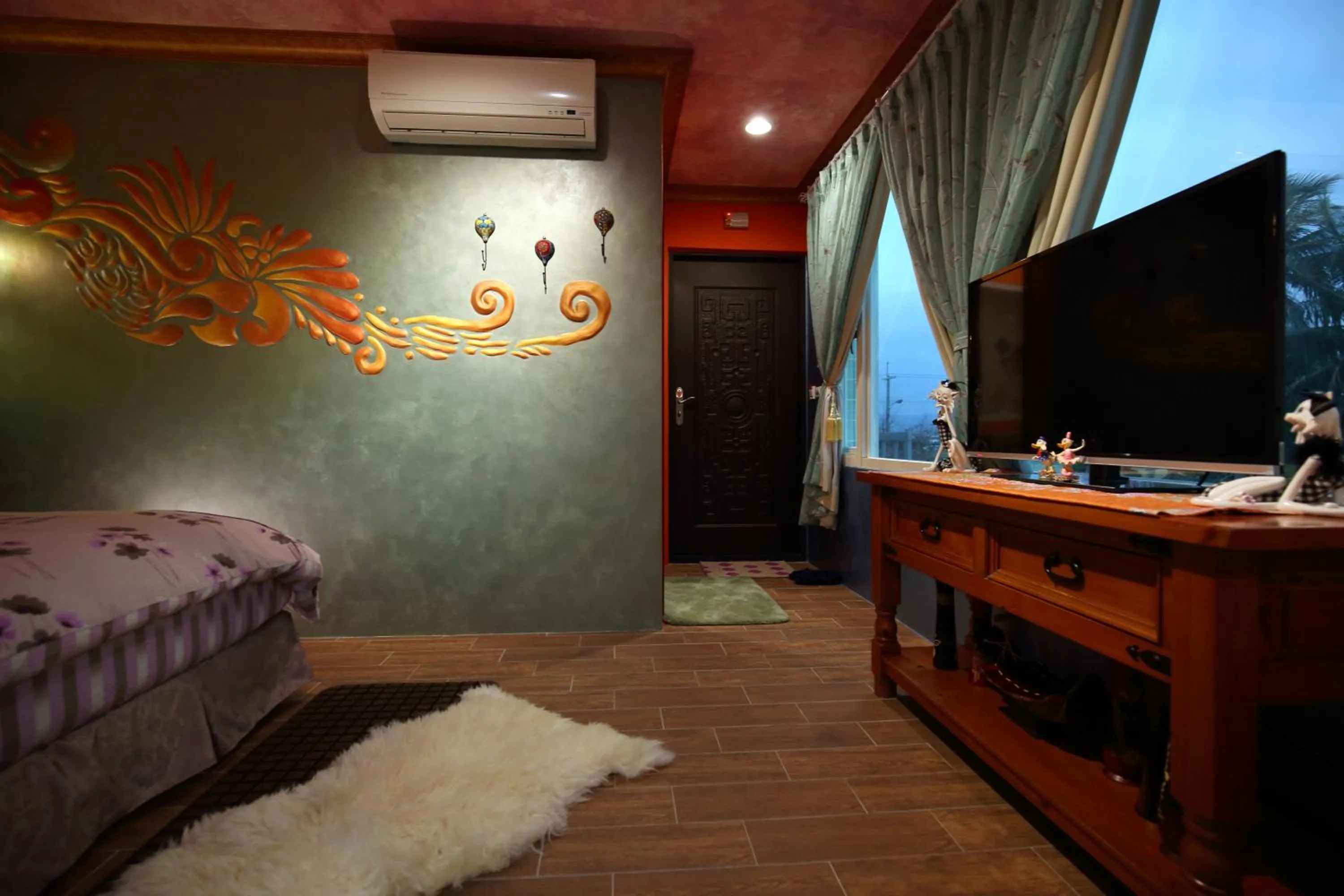 Decorative detail, Bed in Sweet Heart B&B