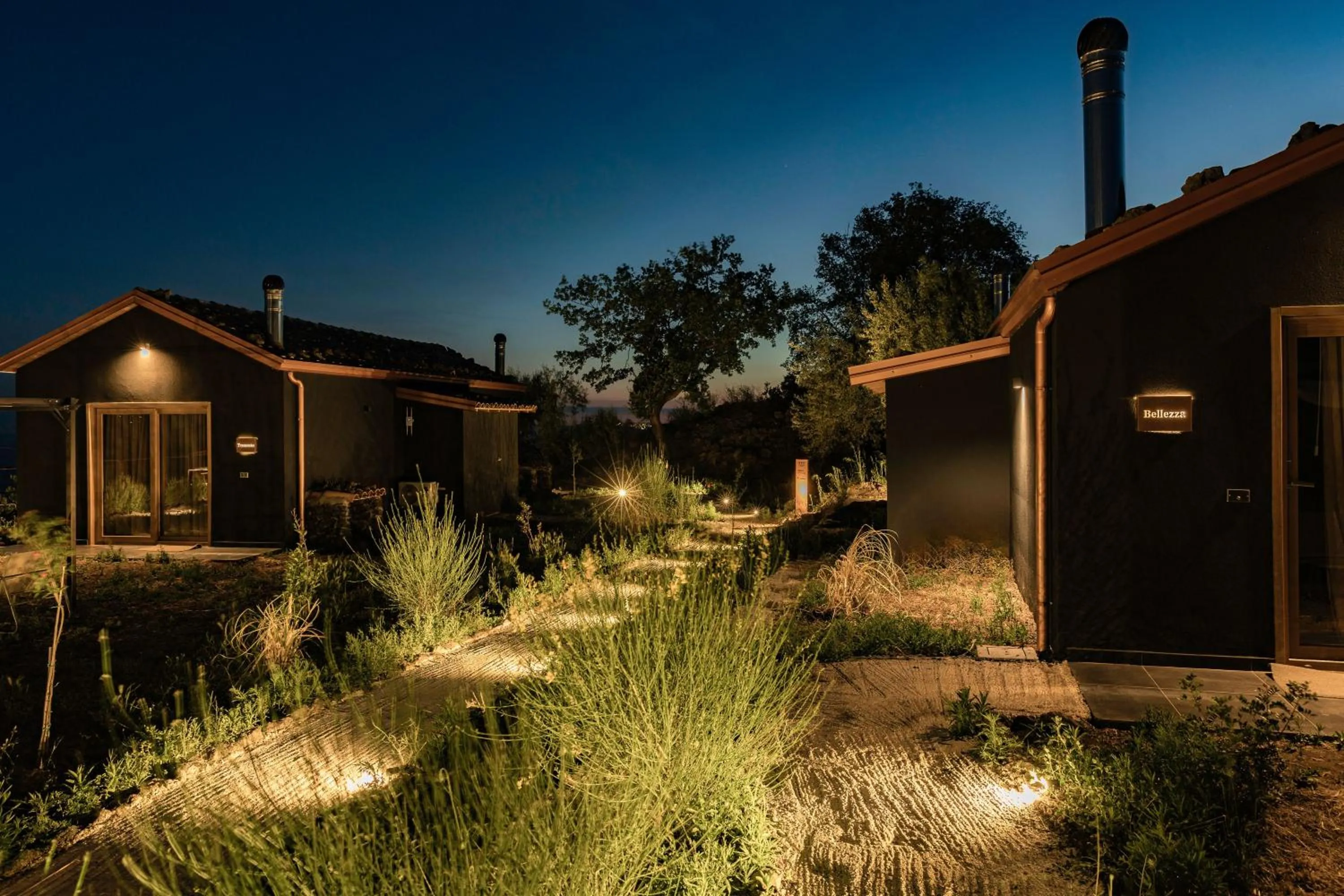 Property building in PODERE DELL'ETNA SEGRETA - Essential Nature Hotel & Glamping