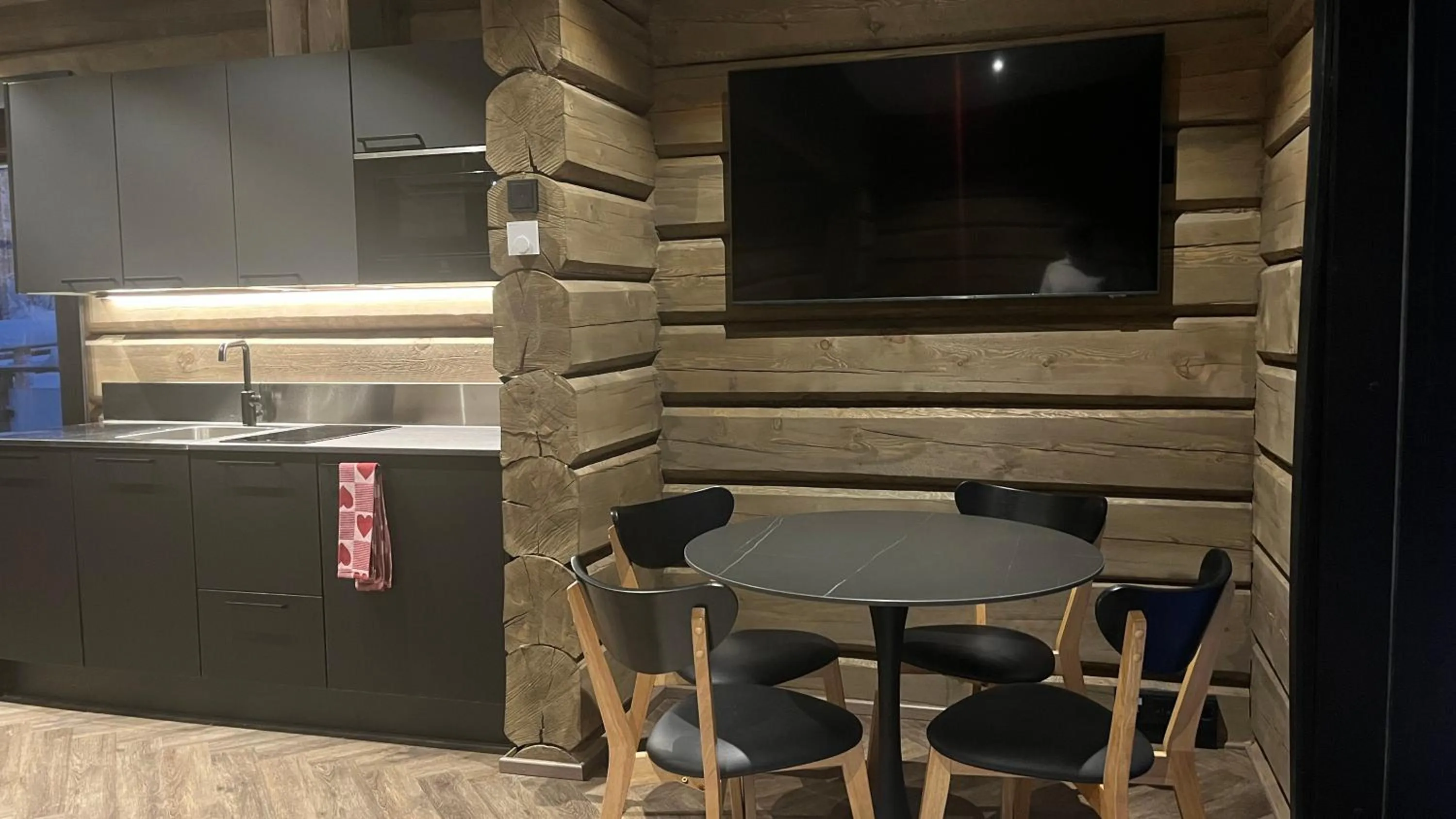 Kitchen or kitchenette in Adults Only Invisible Forest Lodge & SPA