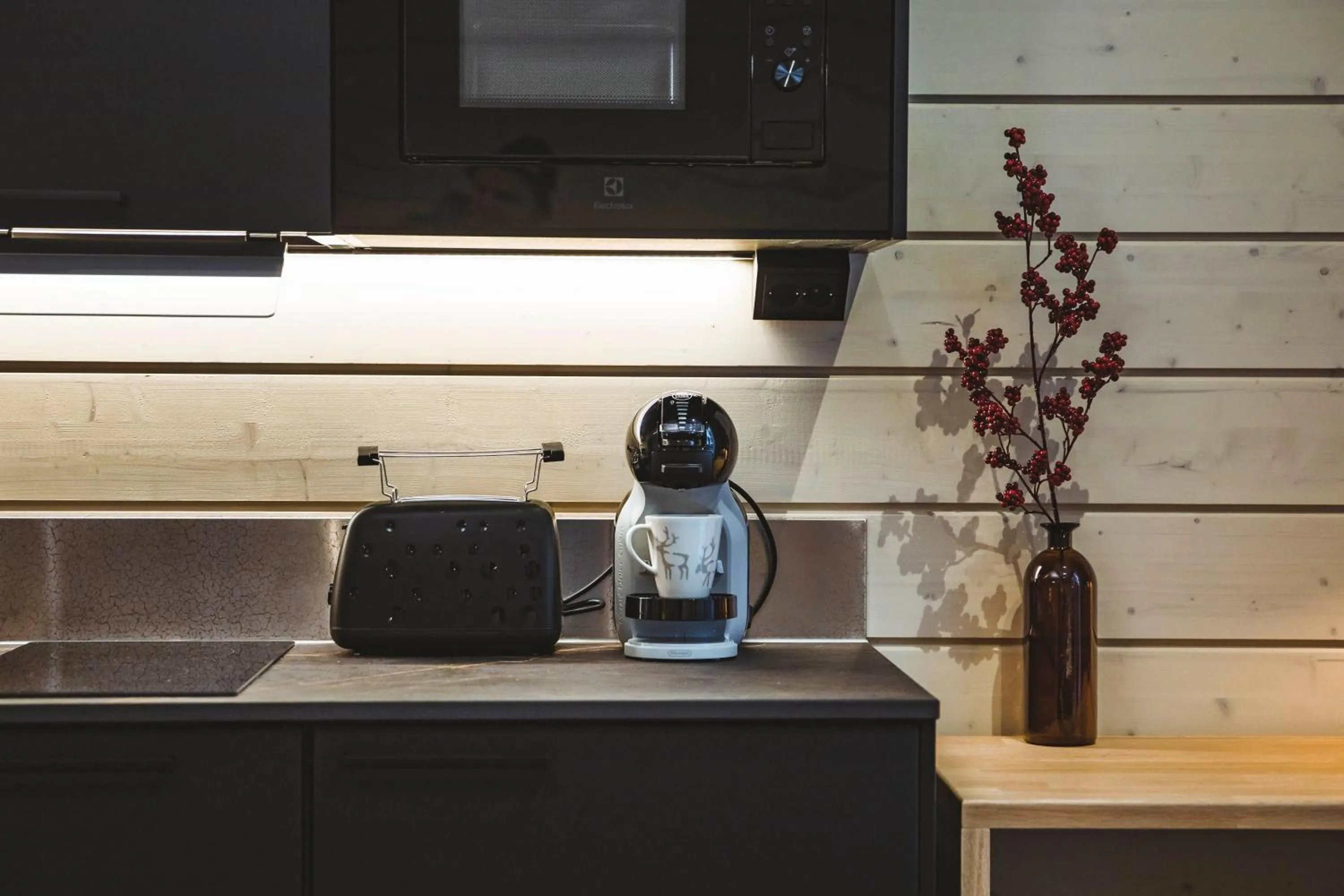 Coffee/tea facilities in Adults Only Invisible Forest Lodge & SPA