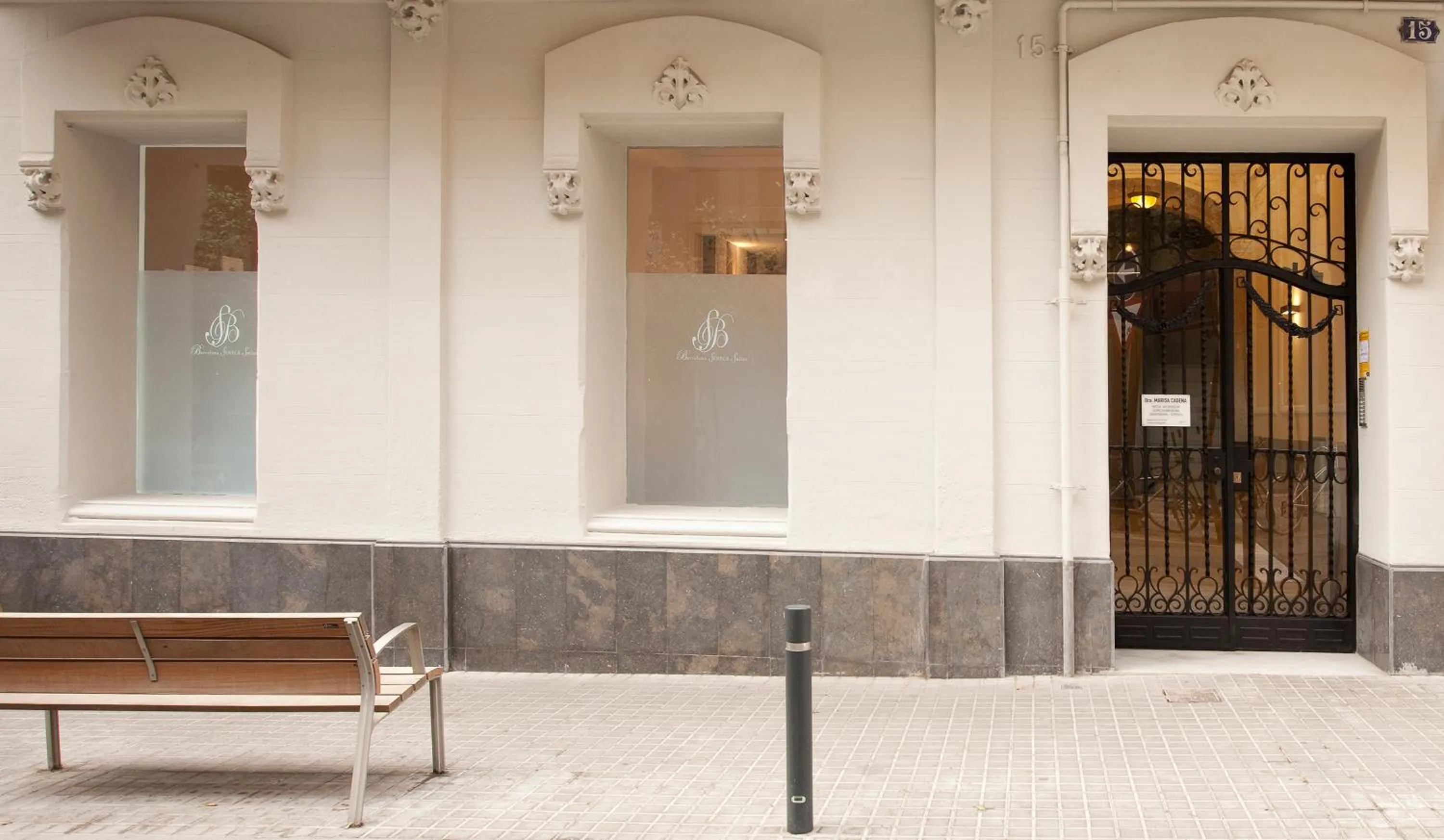 Facade/entrance in Click&Flat Seneca Suites