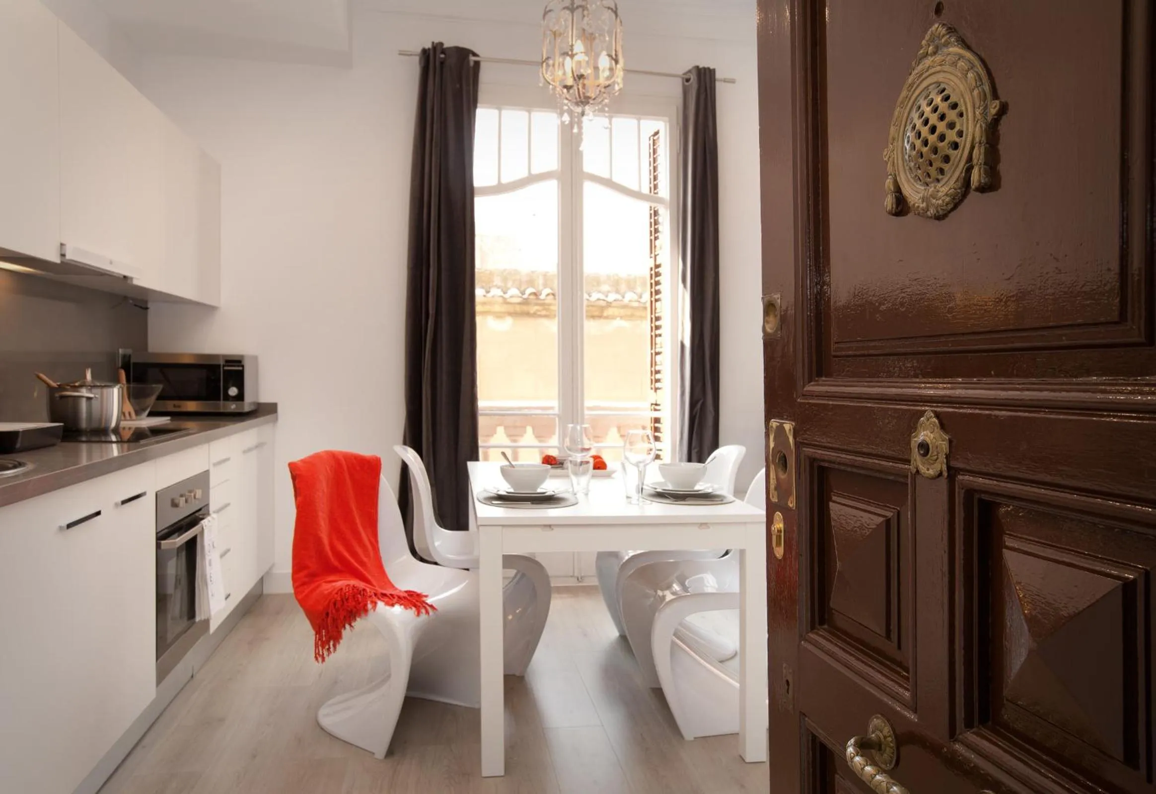 Kitchen or kitchenette in Click&Flat Seneca Suites