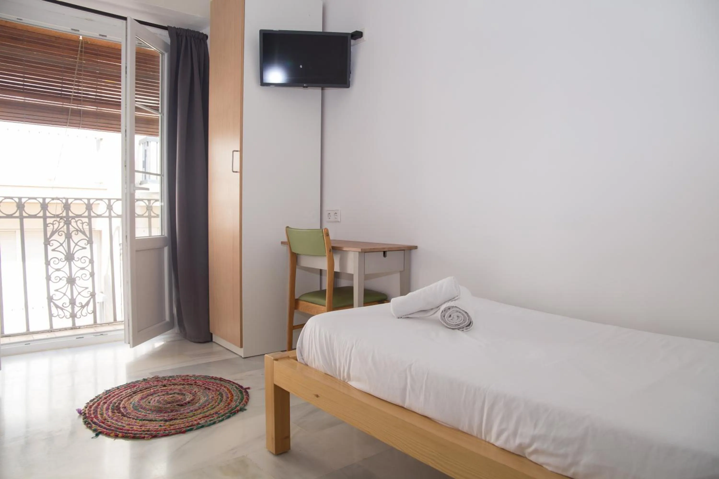 Bed in The Nomad Hostel&Pension
