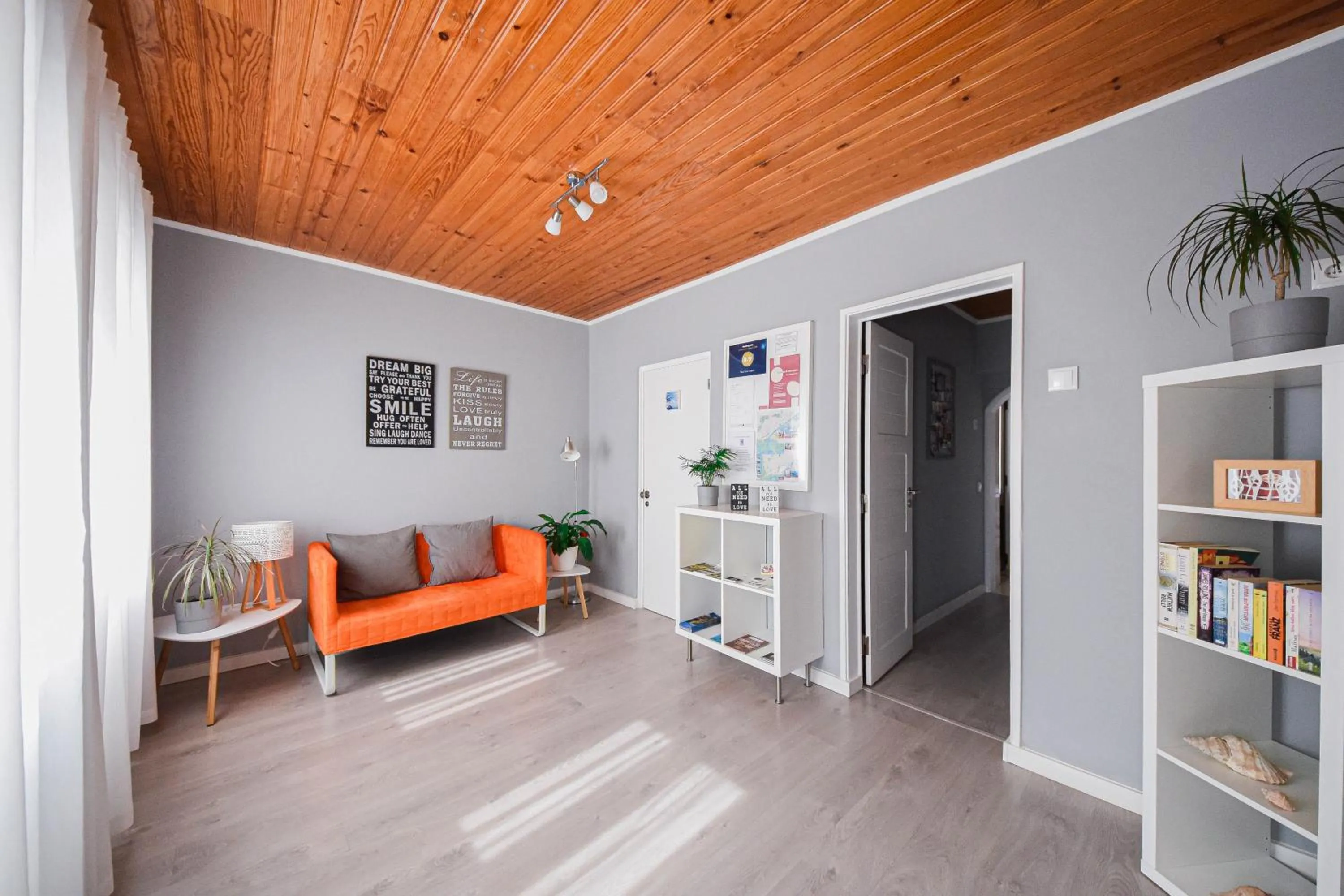 Communal lounge/ TV room in Blue Door Lagos