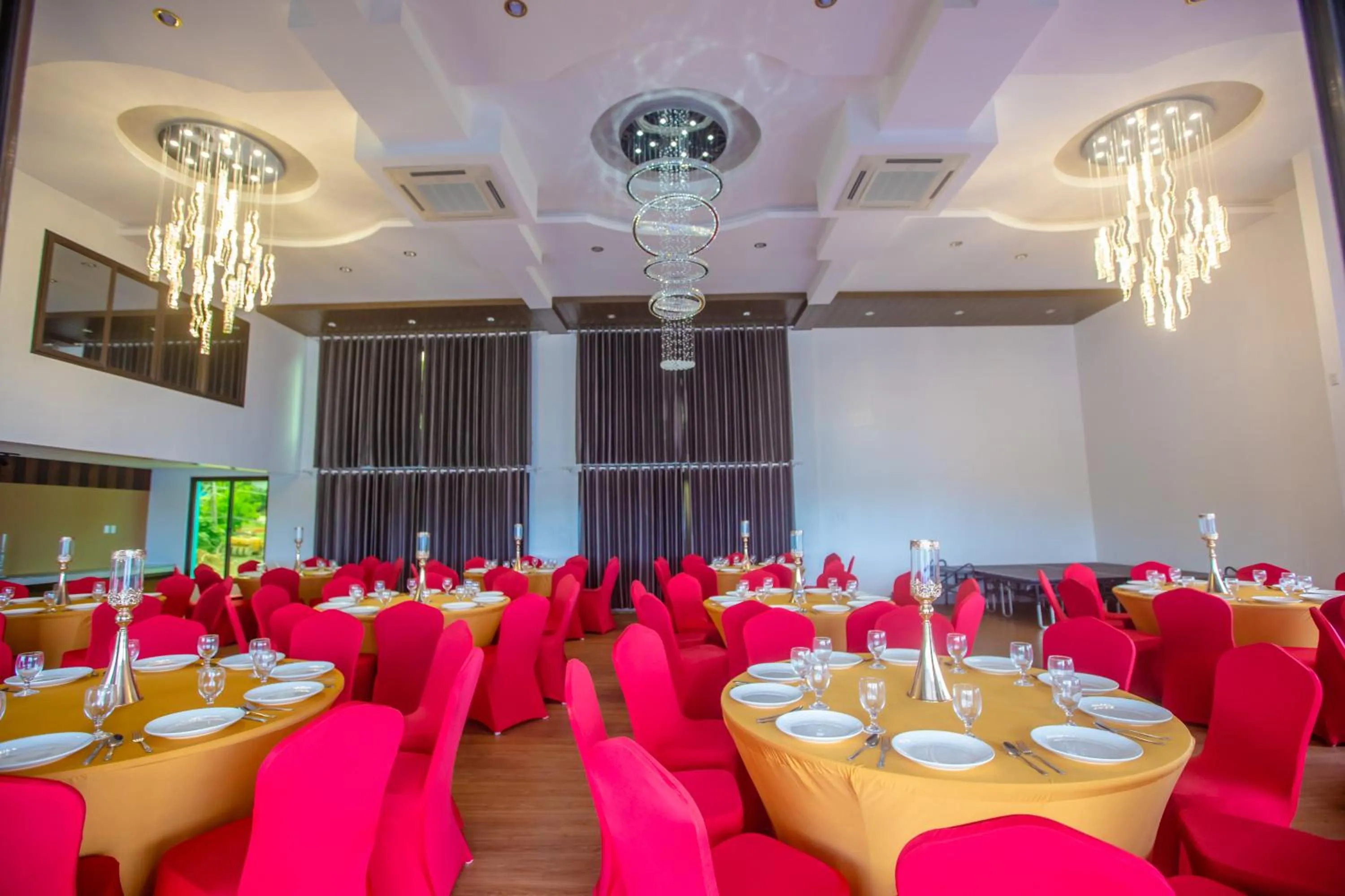 Banquet/Function facilities in Horizon Hotel Romblon