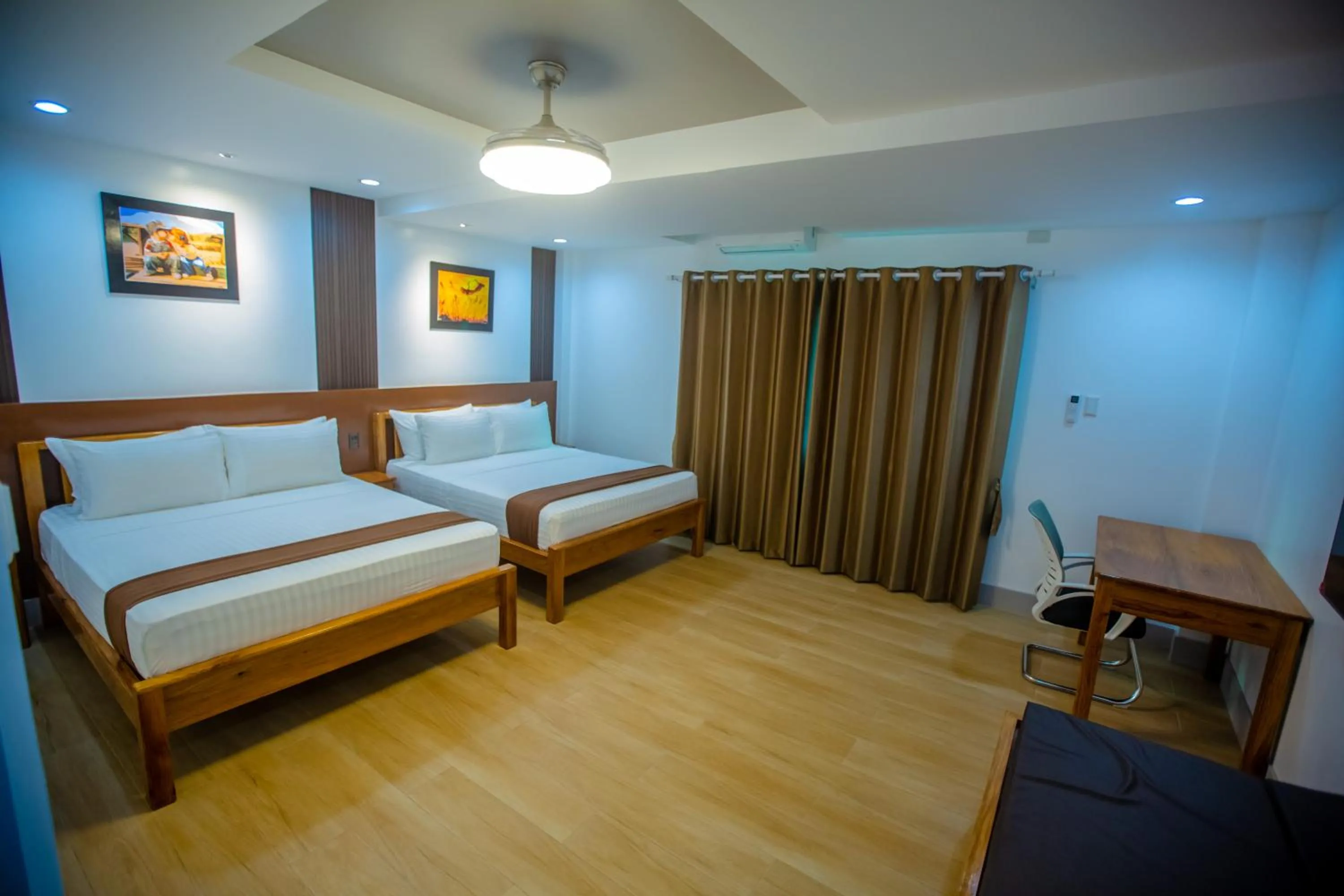 Bedroom, Bed in Horizon Hotel Romblon