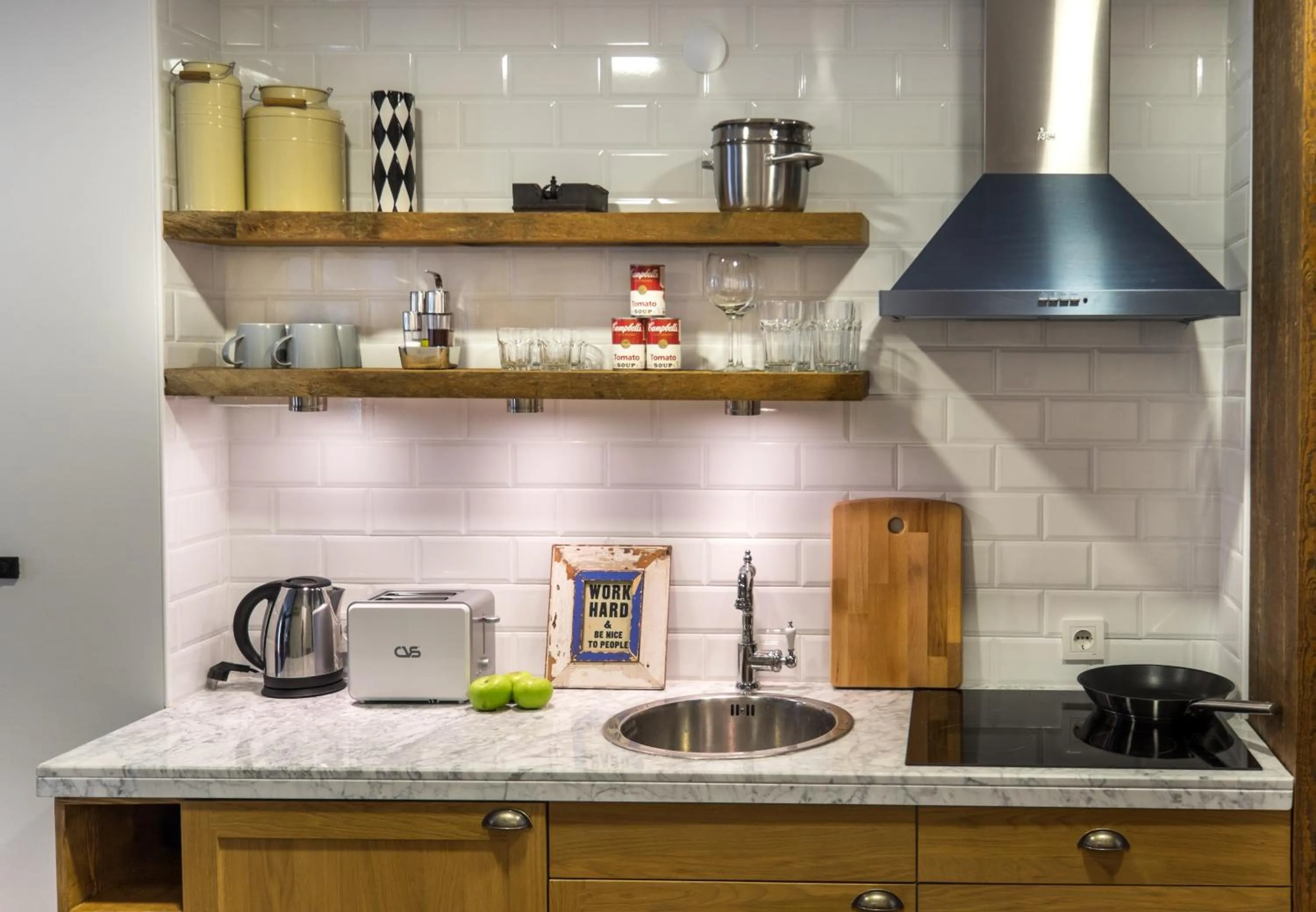 Kitchen or kitchenette in Pera Neuf