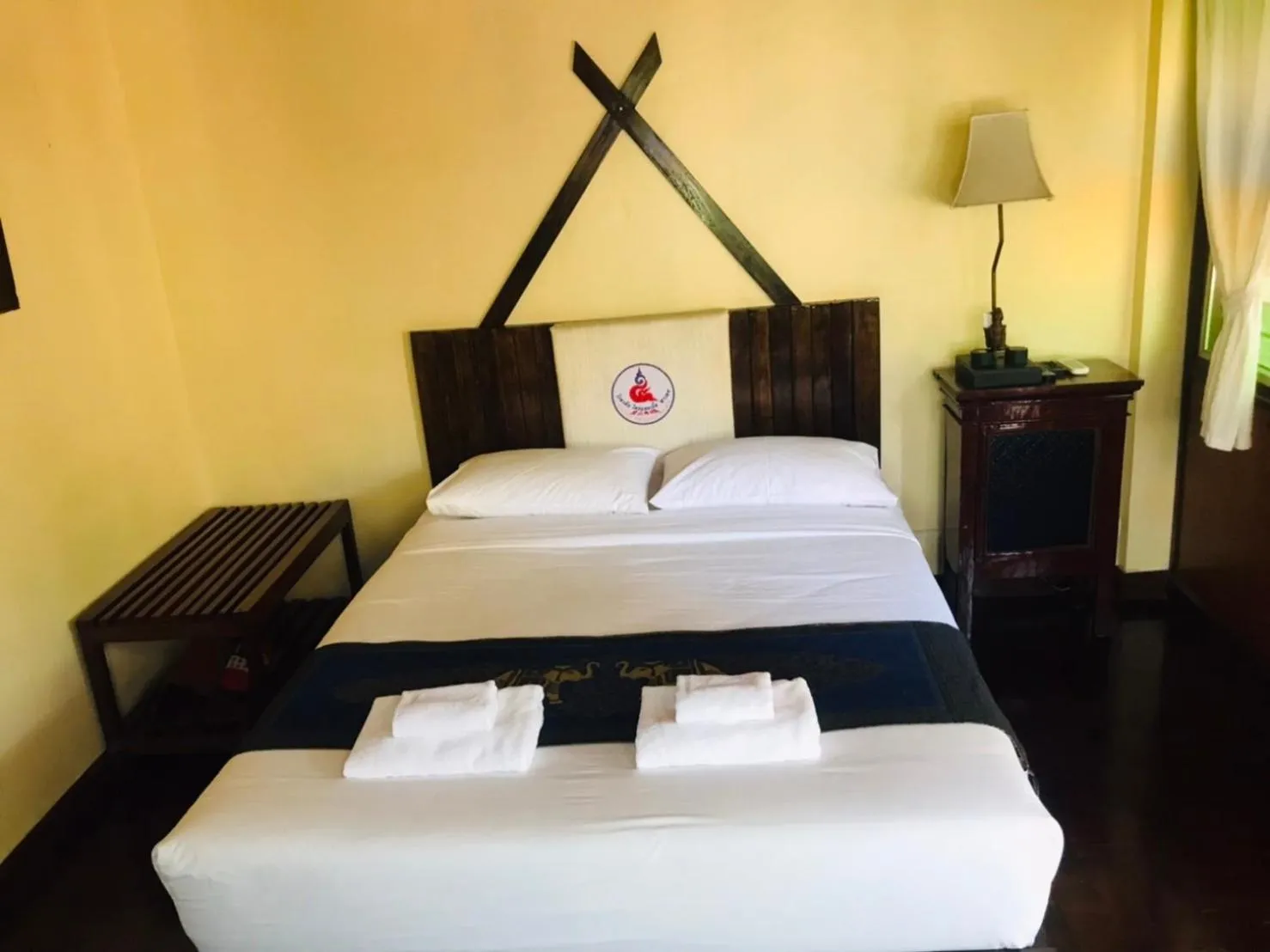 Bedroom, Bed in Golden Triangle Palace Hotel