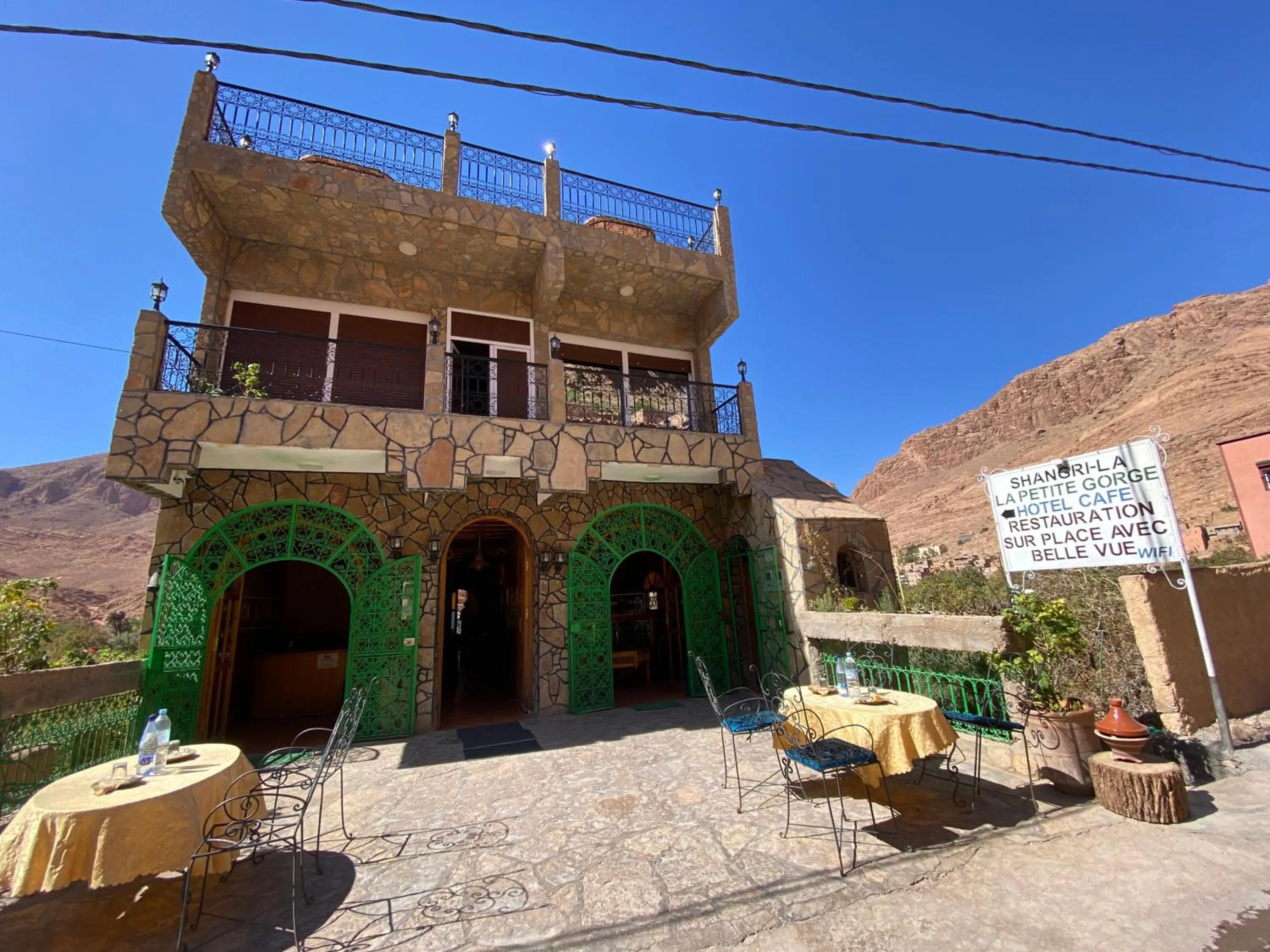 Property building in La Petite Gorge, Hôtel & Restaurant Todra Gorge