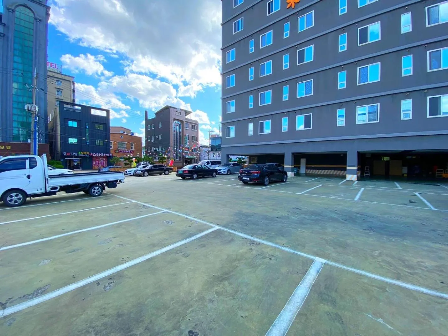 Property building in F1 Hotel