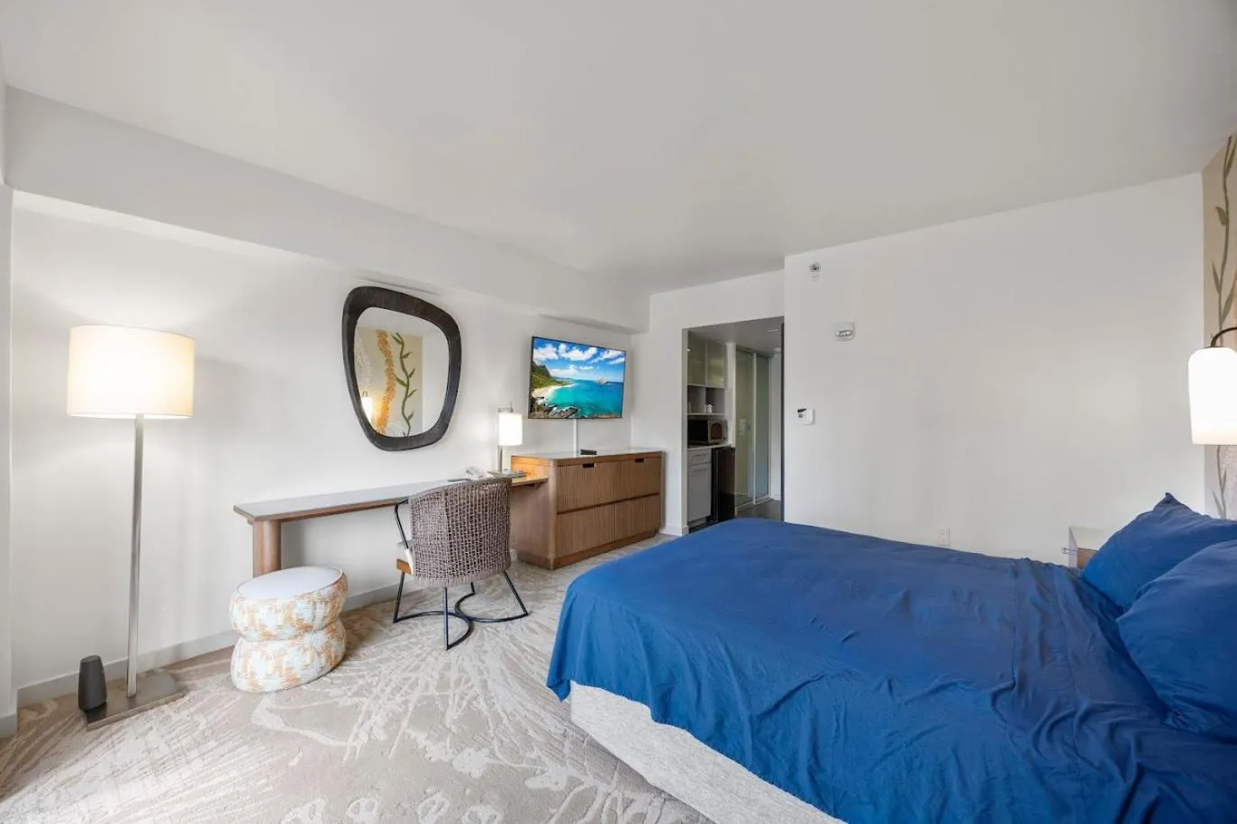 Bed in Ala Moana Hotel _ Ocean view with balcony