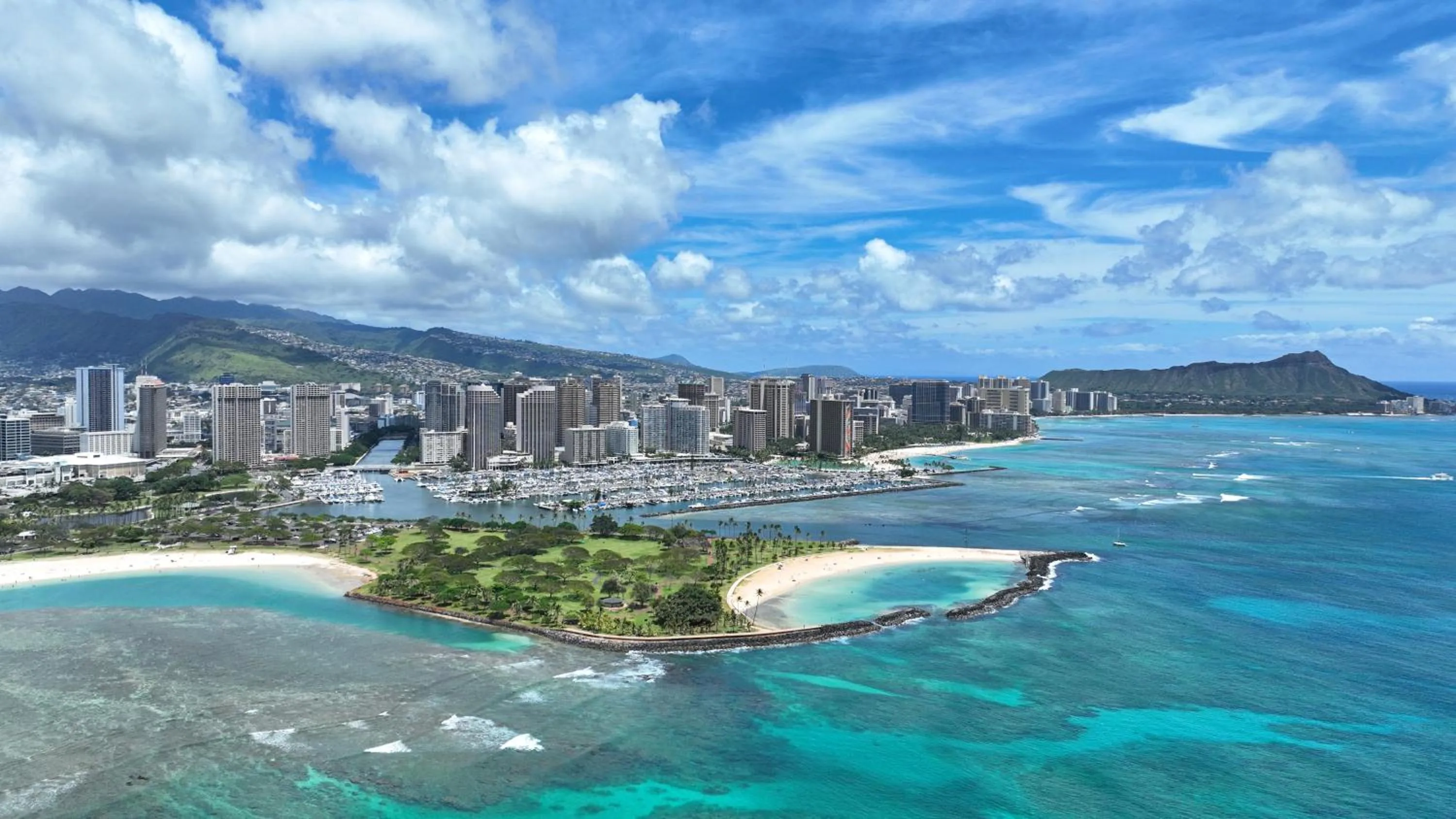 Ala Moana Hotel _ Ocean view with balcony