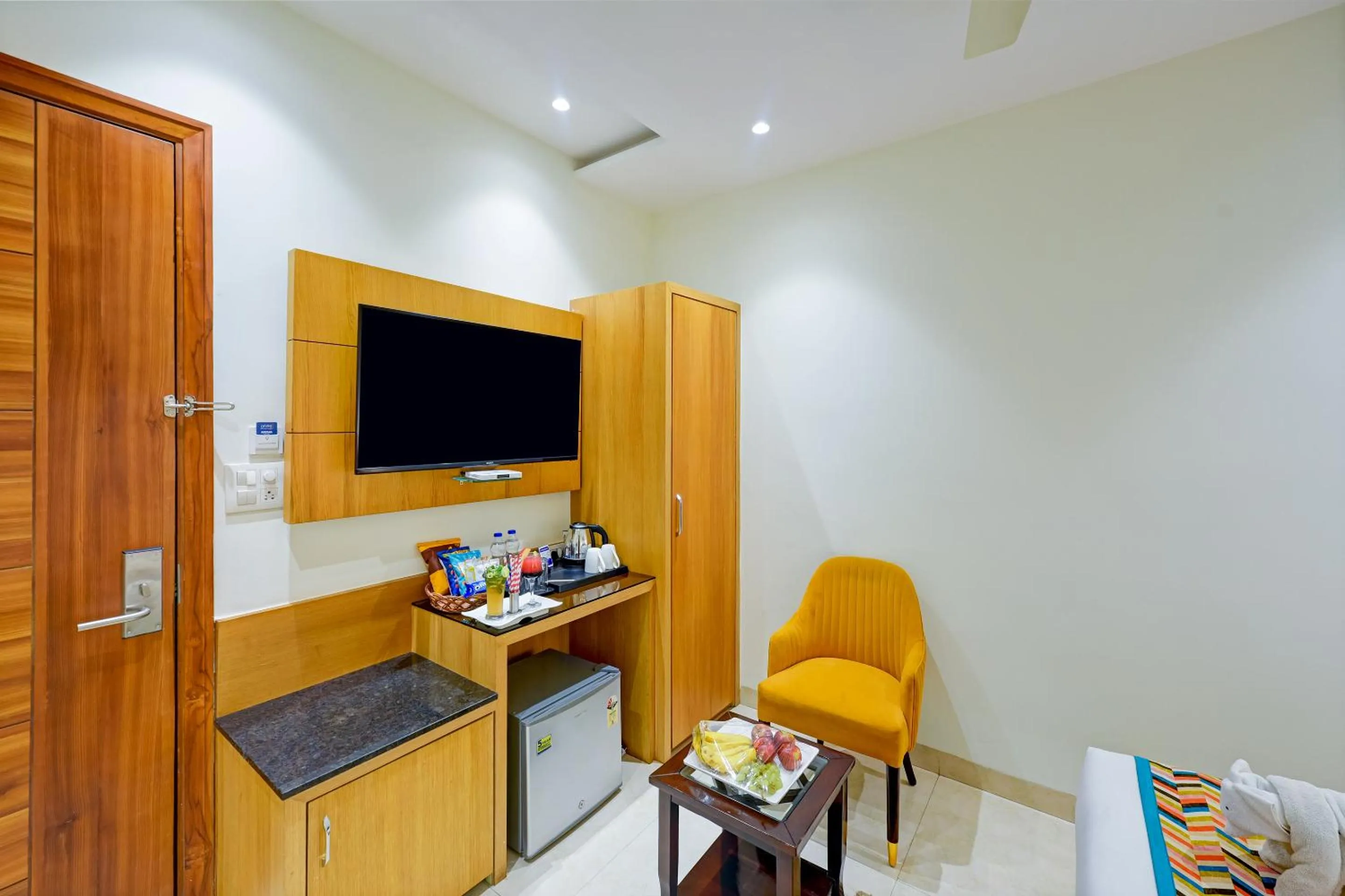 TV and multimedia in Classio Royale By iO Hotels Near Golden Temple