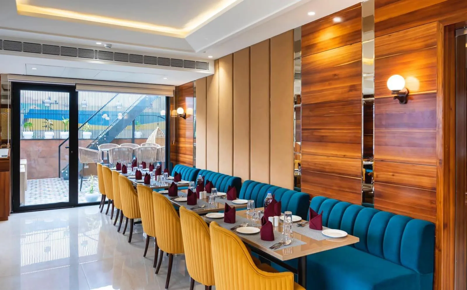 Restaurant/places to eat in Classio Royale By iO Hotels Near Golden Temple