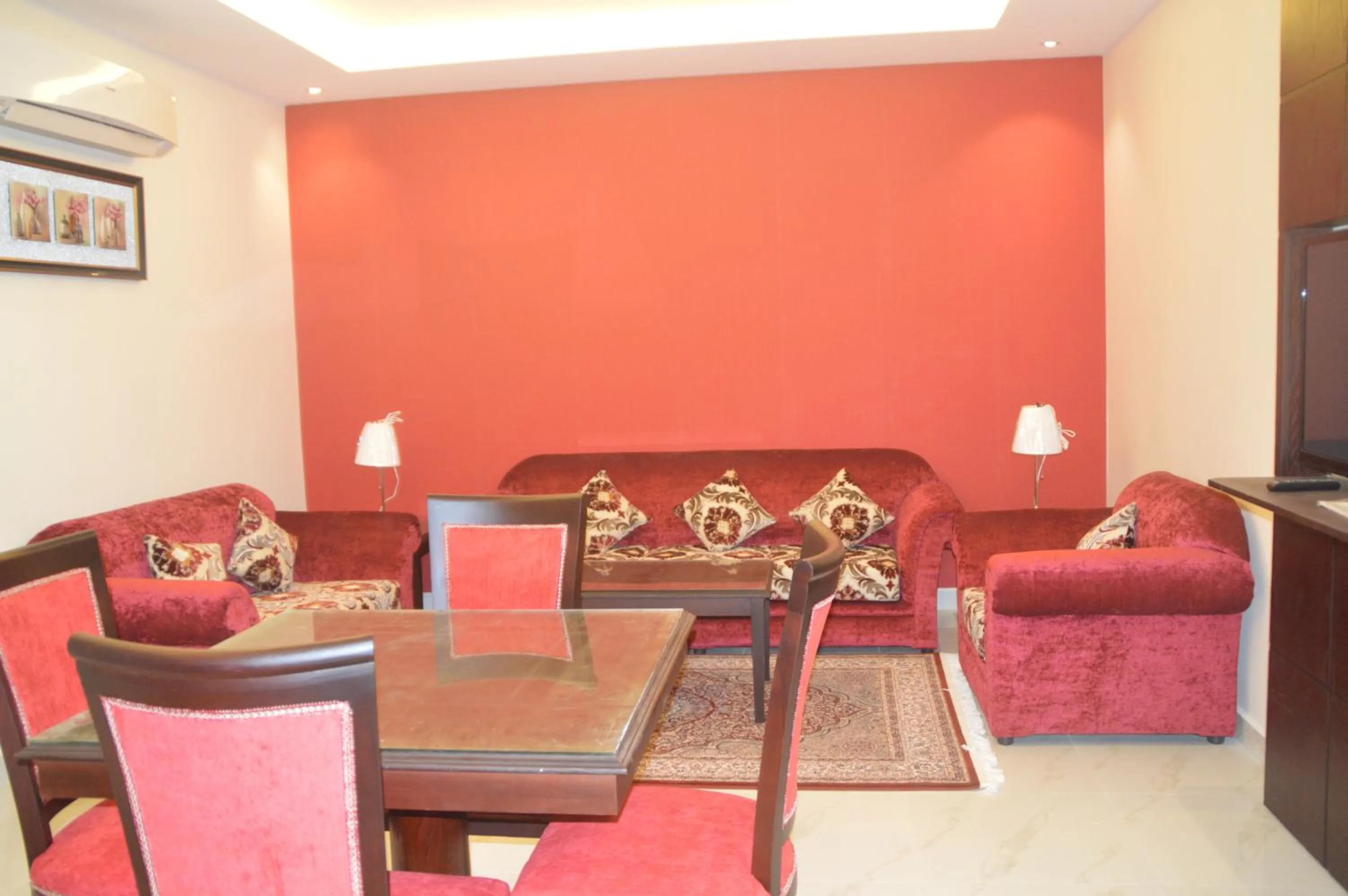 Decorative detail in جلنار الشرق للشقق المخدومة