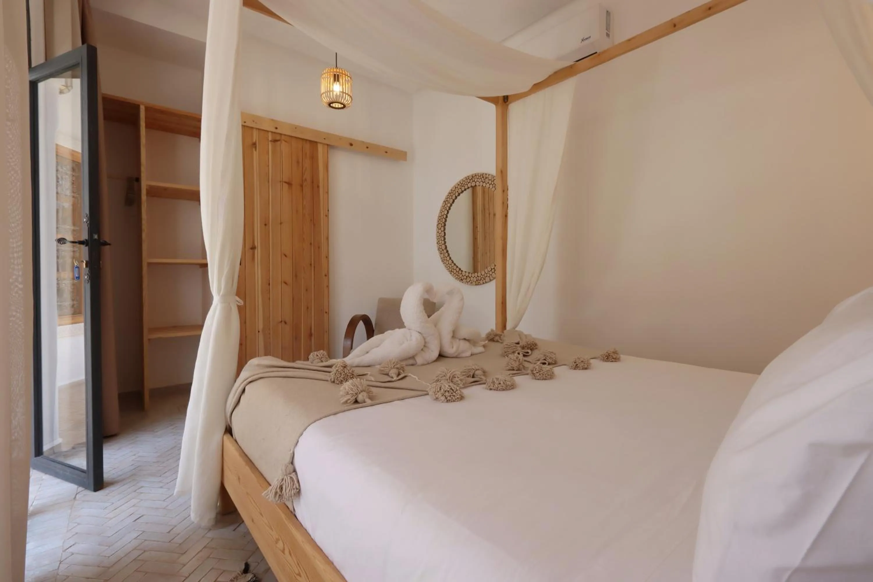 Bed in Riad Darchica