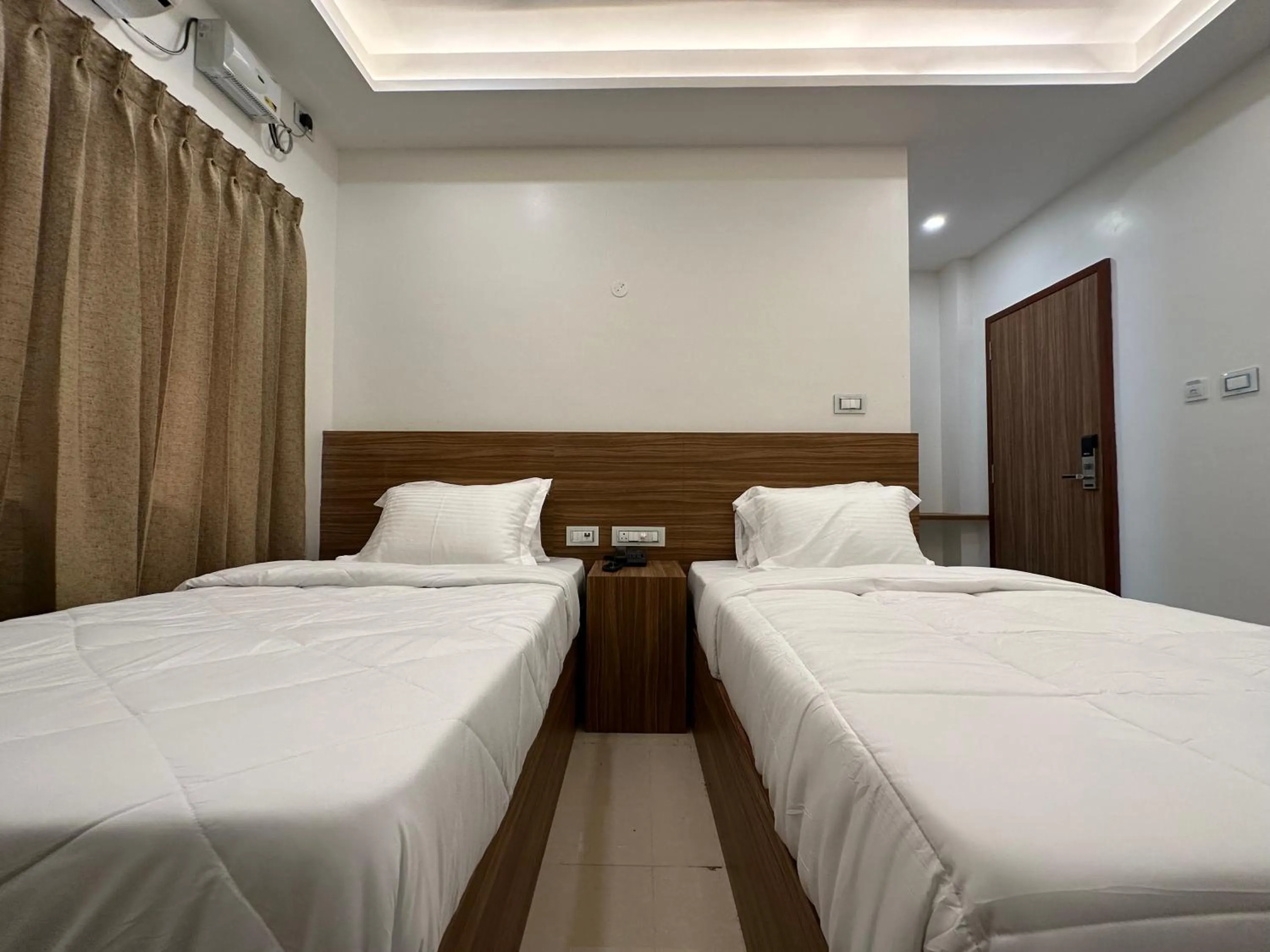 Bedroom, Bed in SRI KRISHNA RESIDENCY Srirangam