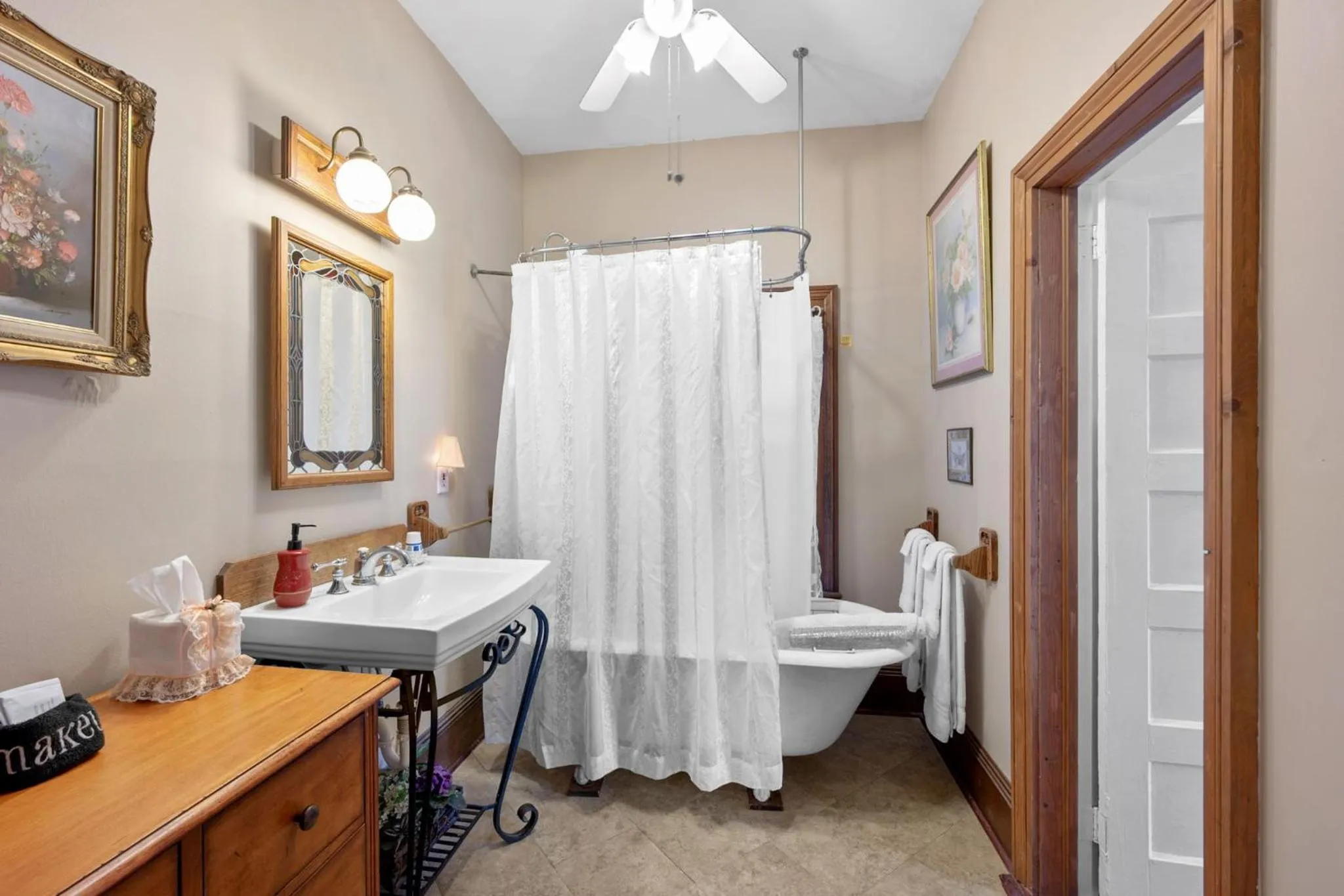 Bedroom in Goodbread House Bed and Breakfast