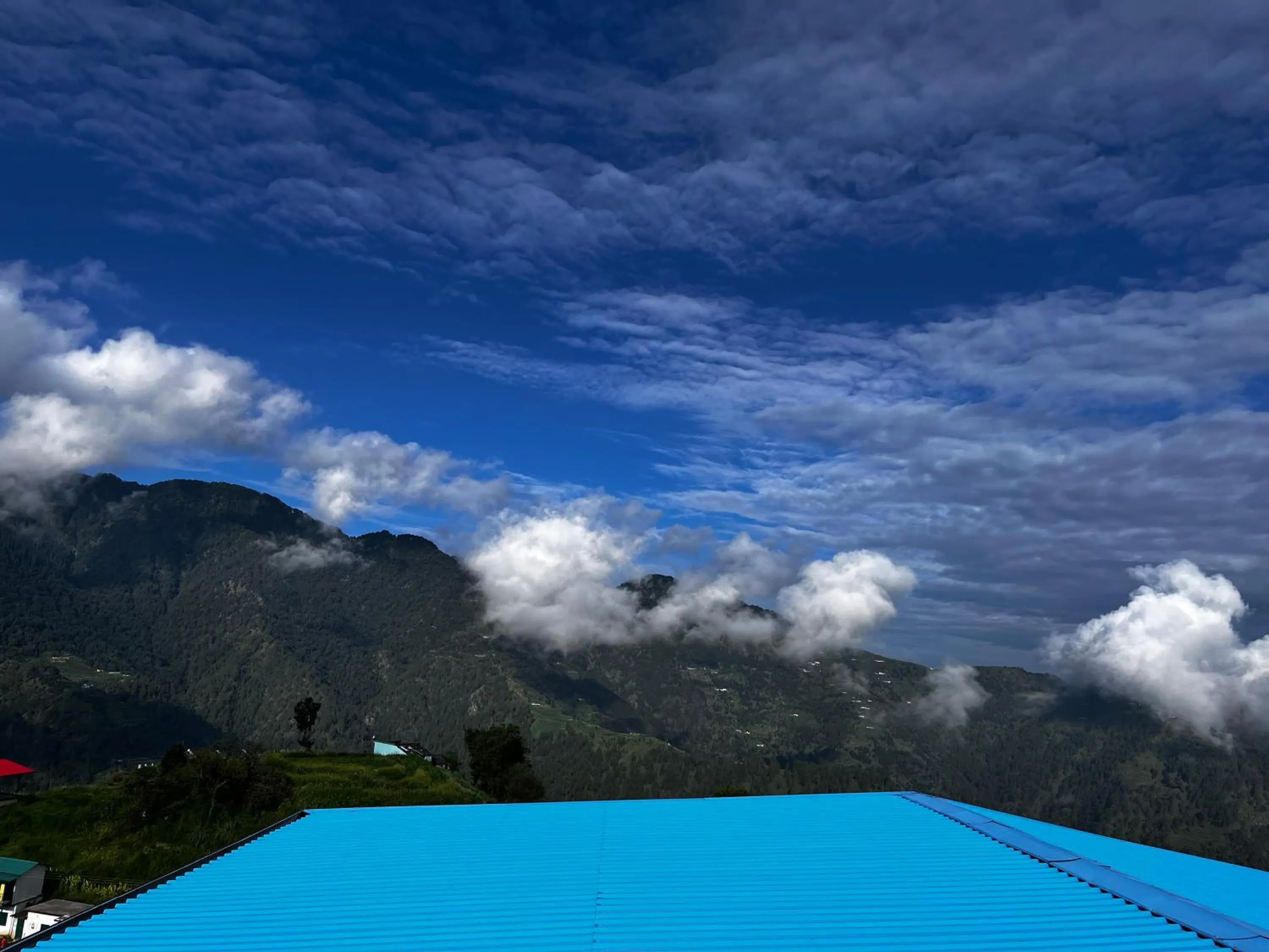 Himalayan Hill Top Resort