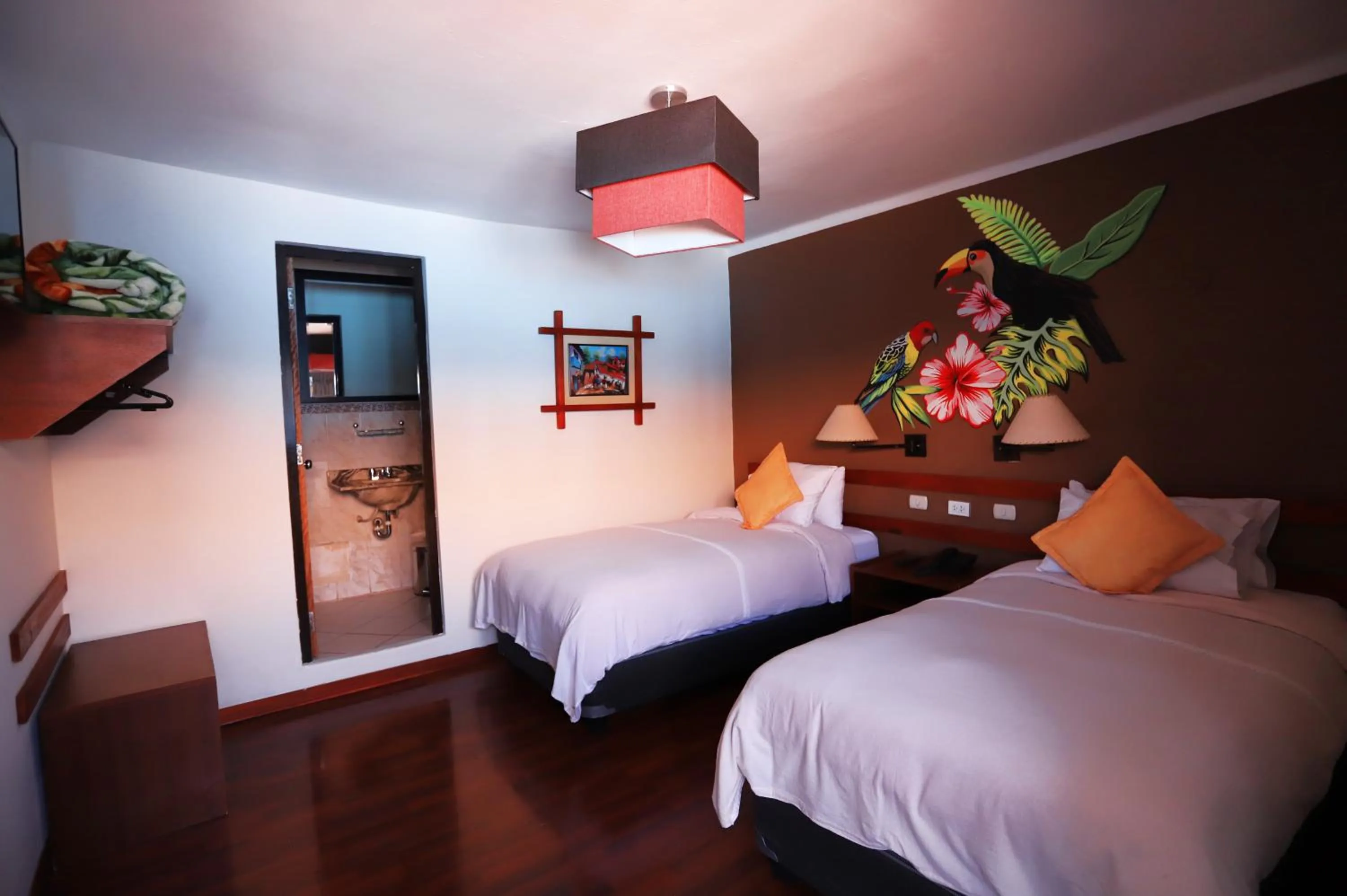 Photo of the whole room in La Casona de Rimacpampa