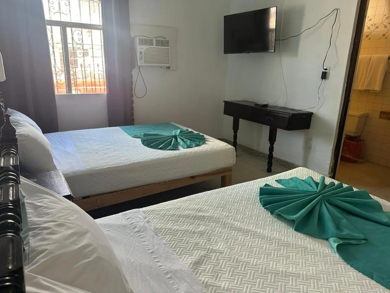 Bedroom in Hotel Santa Barbara