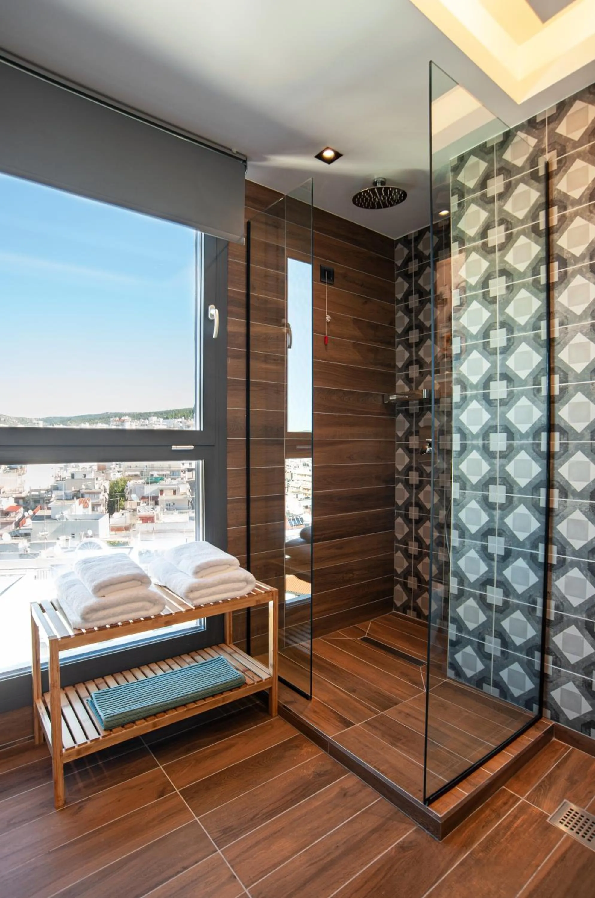 Bathroom, Bed in SIGMA Suites Hotel