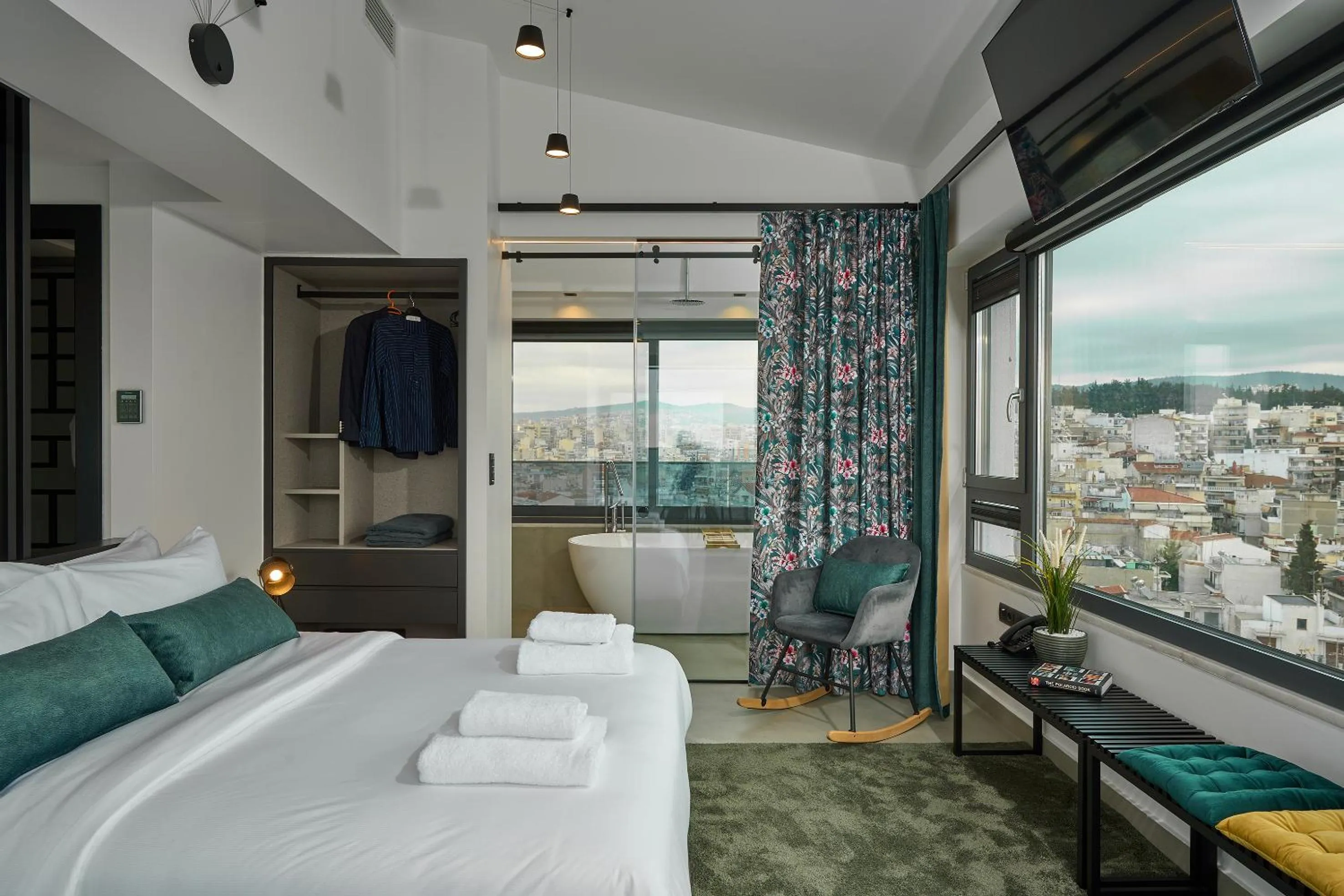 Bedroom, Bed in SIGMA Suites Hotel