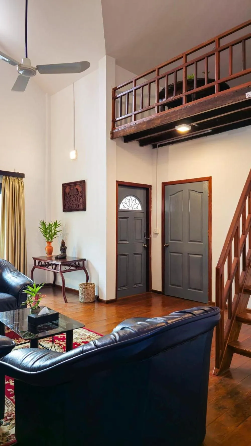 Living room in Dara Express Inn by Angkor Green Gardens