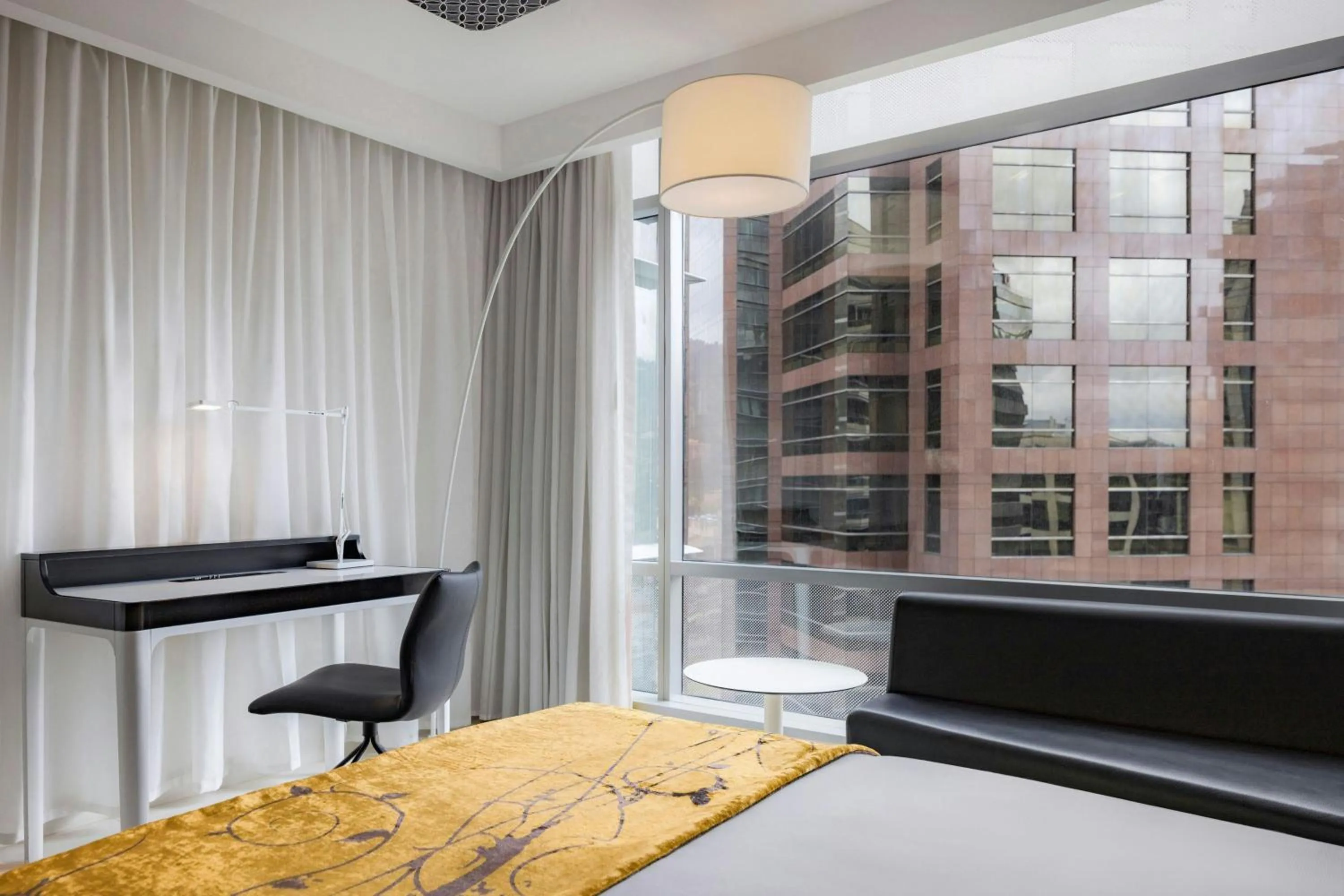 Photo of the whole room in W Bogota