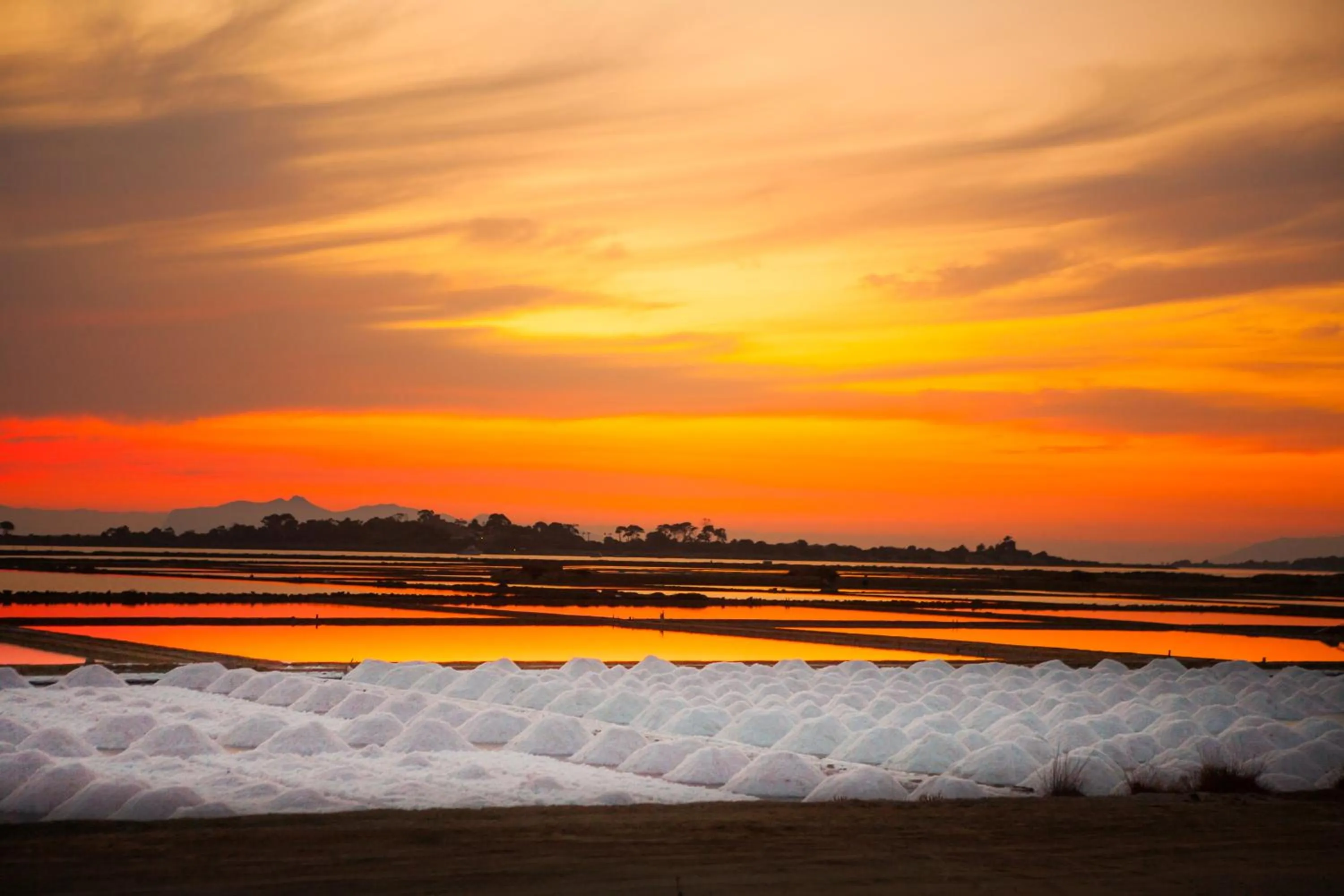 Hiking in - Vista Egadi -