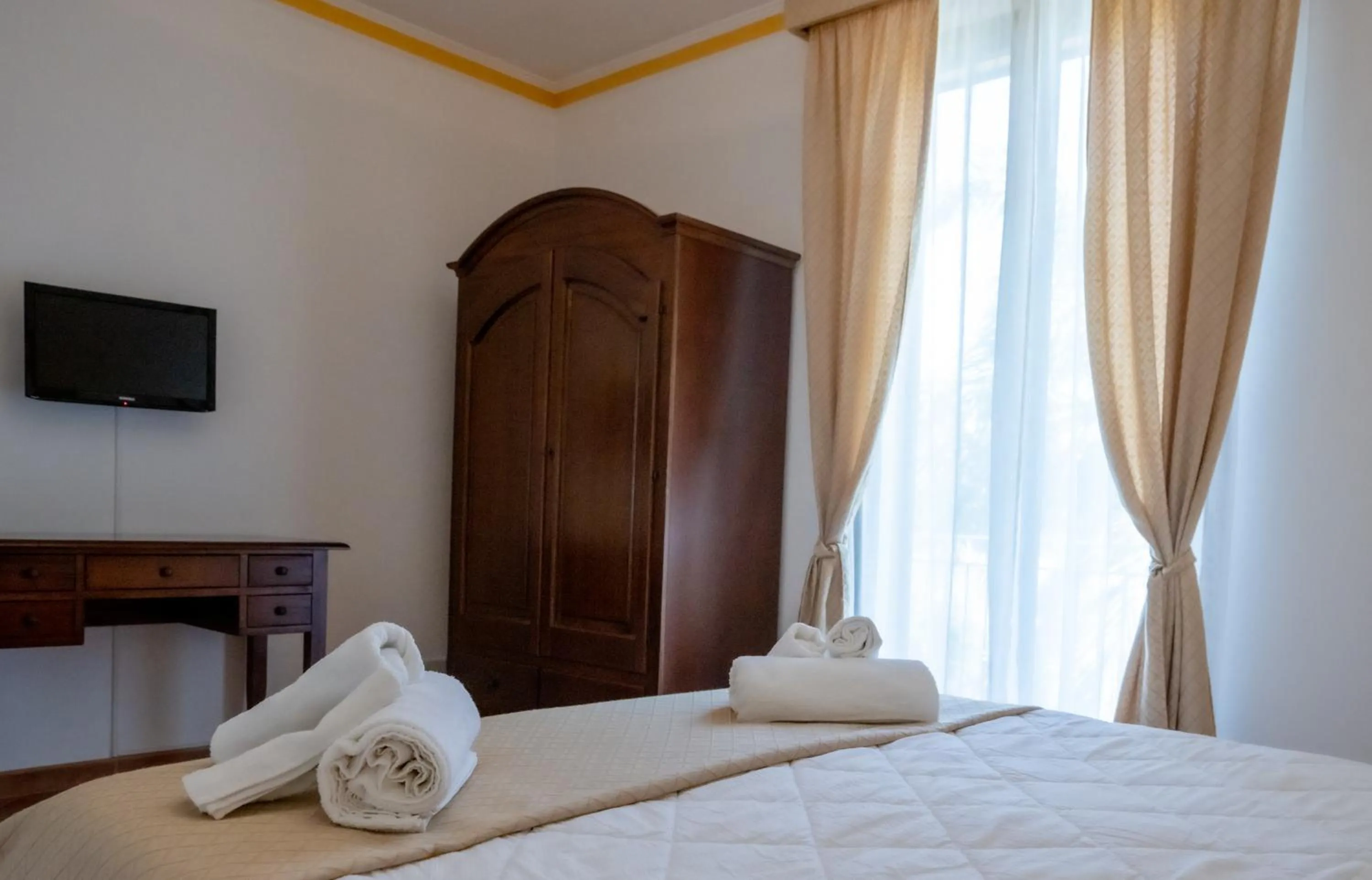 Bedroom, Bed in - Vista Egadi -