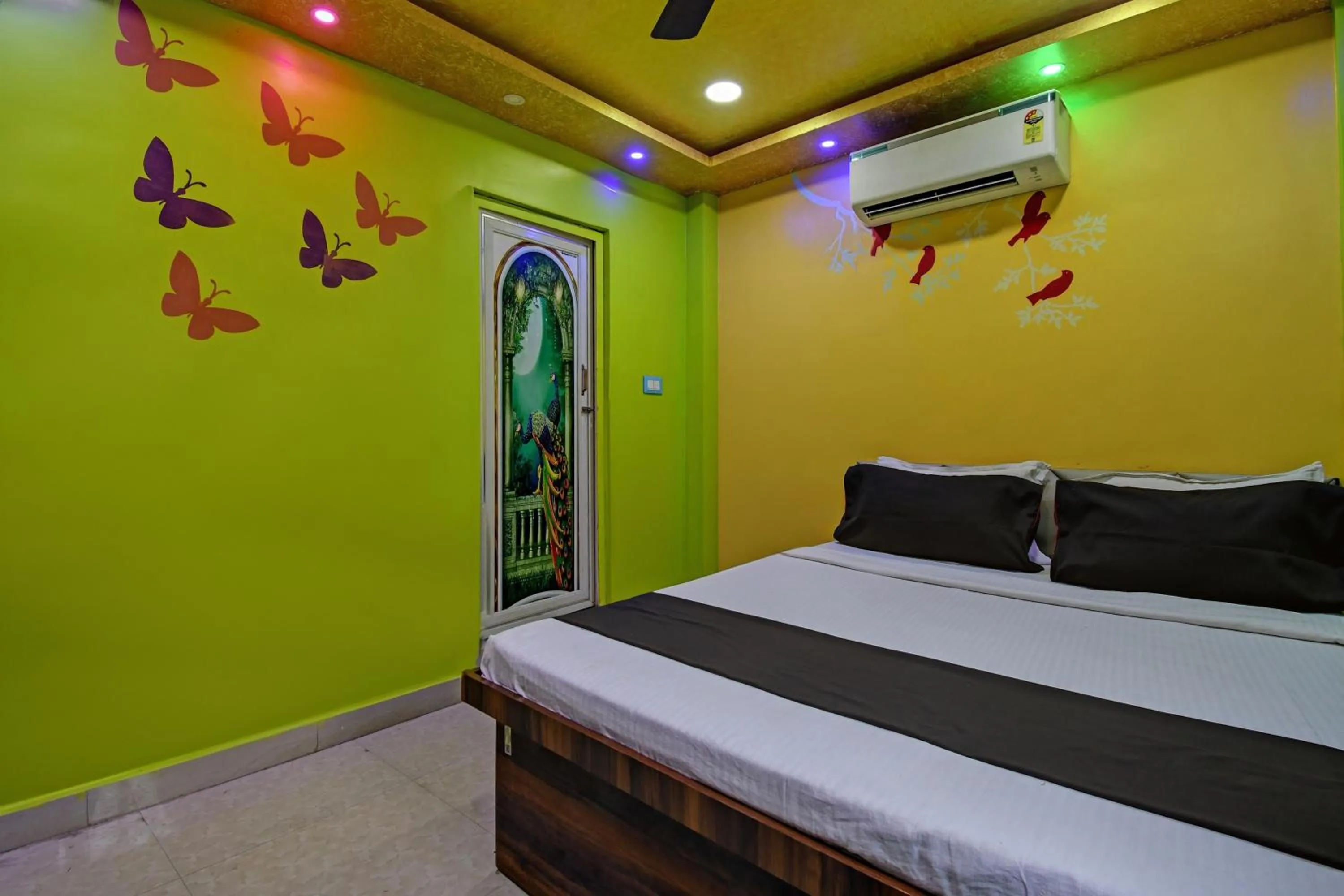 Bedroom in Hotel O Star View