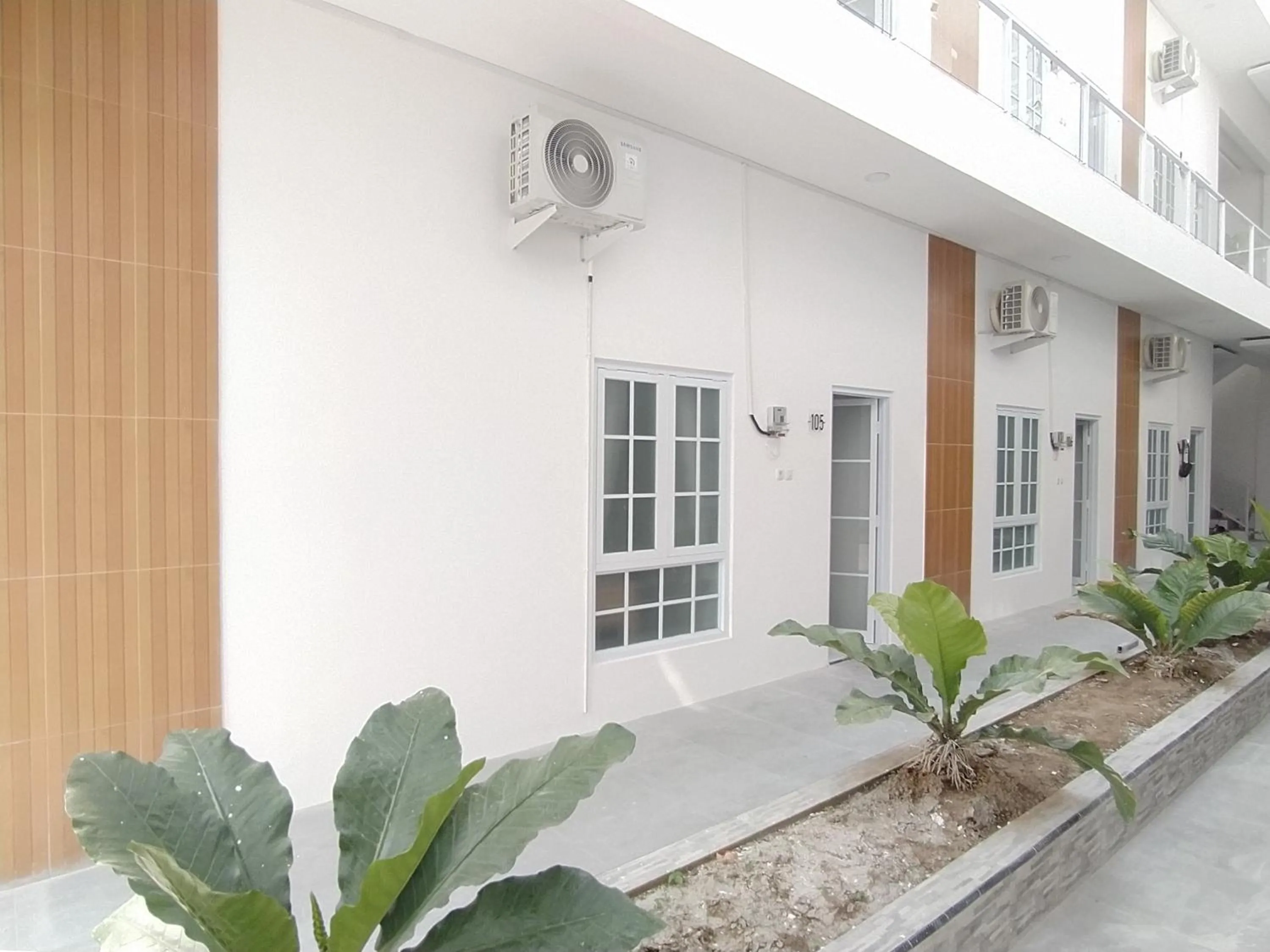 Property building in Urbanview Hotel Nimara Ngawi by RedDoorz