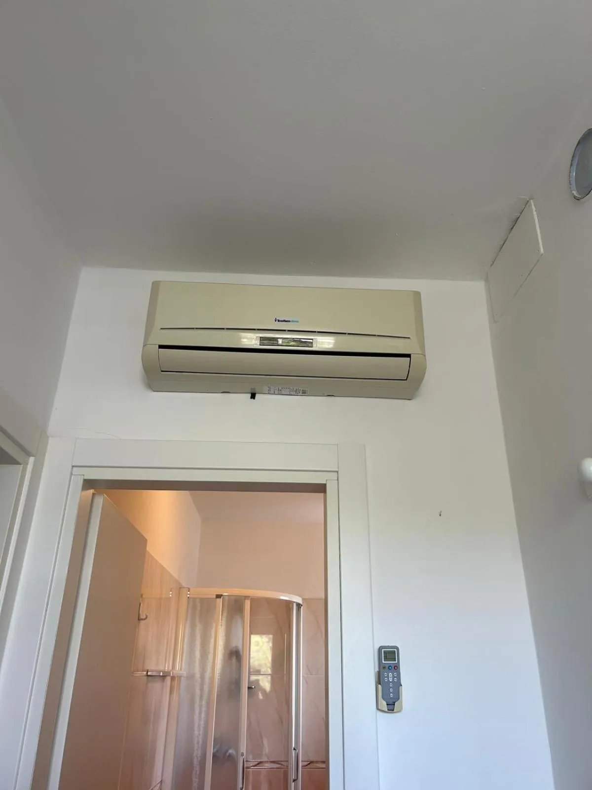 air conditioner in Hotel Aspe