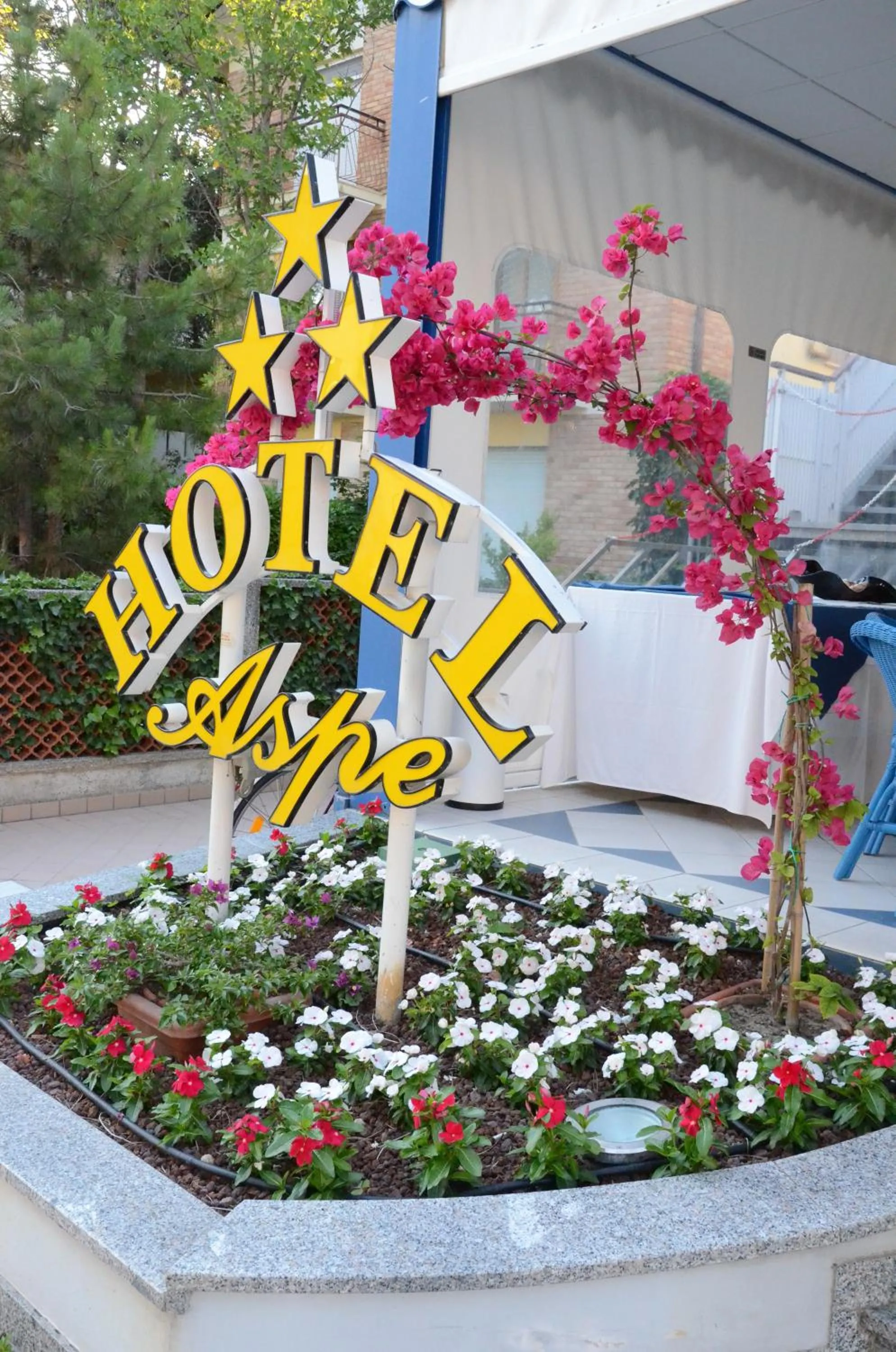 Property building in Hotel Aspe